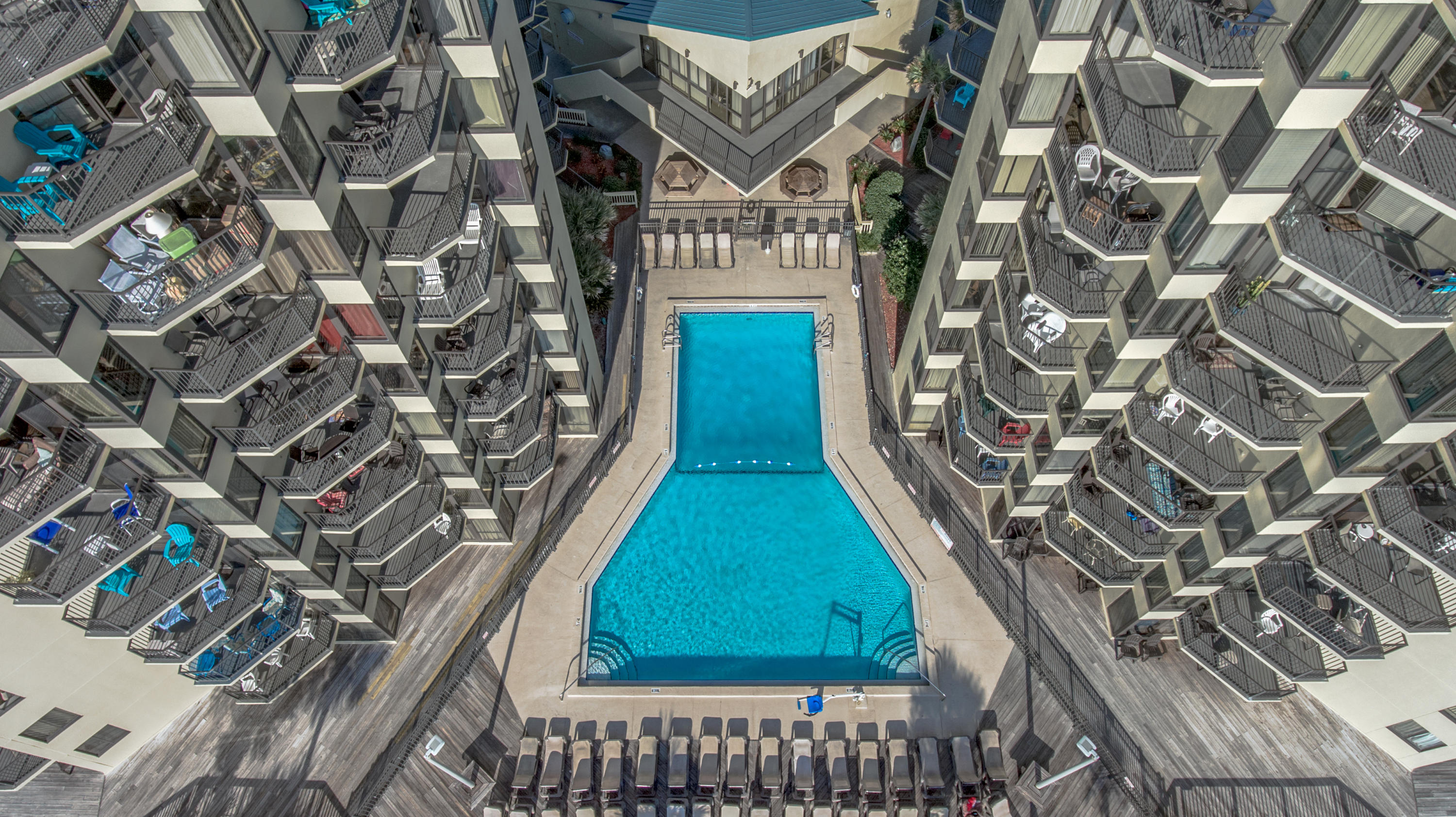 SUNBIRD CONDO - Residential