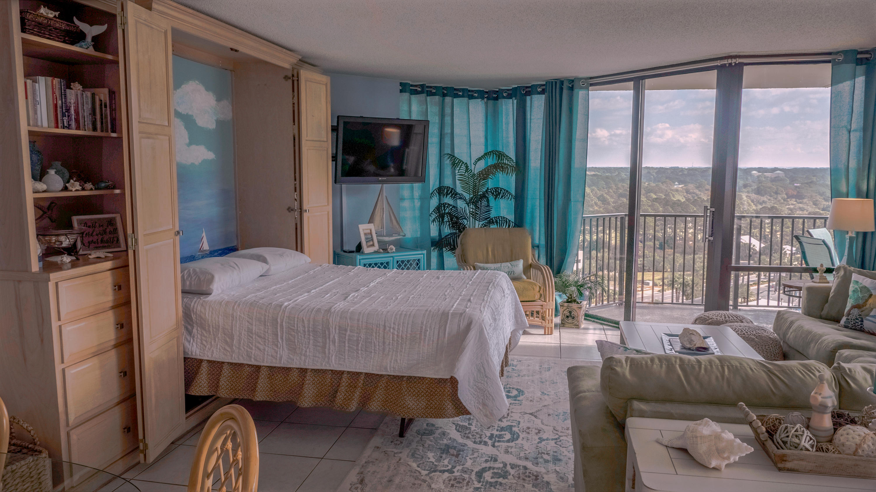 SUNBIRD CONDO - Residential