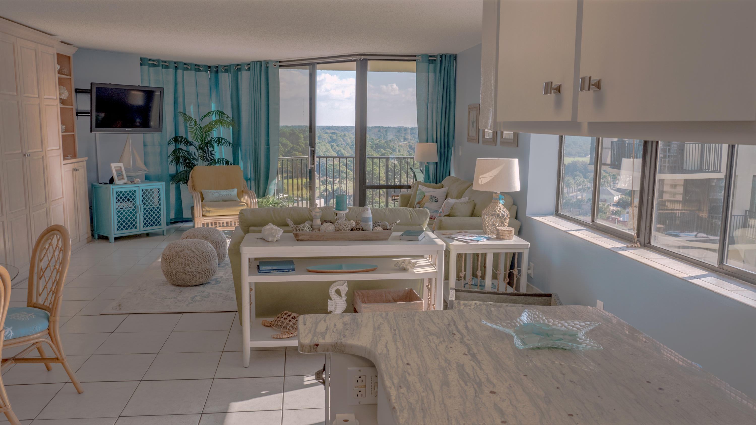 SUNBIRD CONDO - Residential