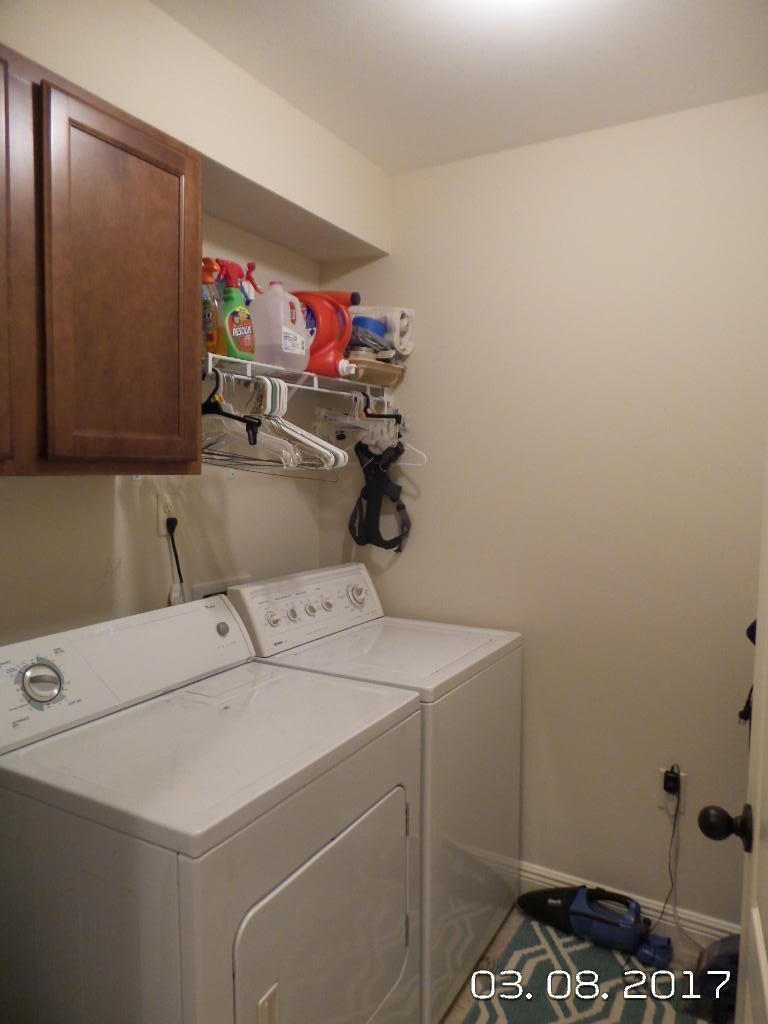 TRAILWOOD ESTATES - Residential Lease