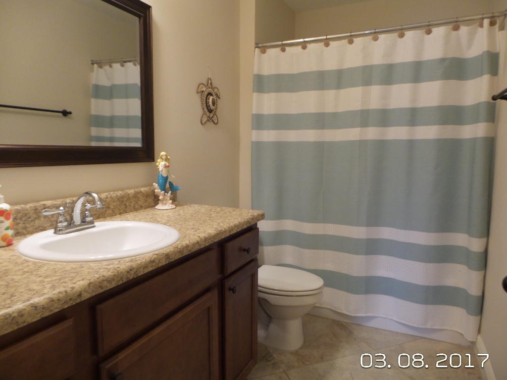 TRAILWOOD ESTATES - Residential Lease