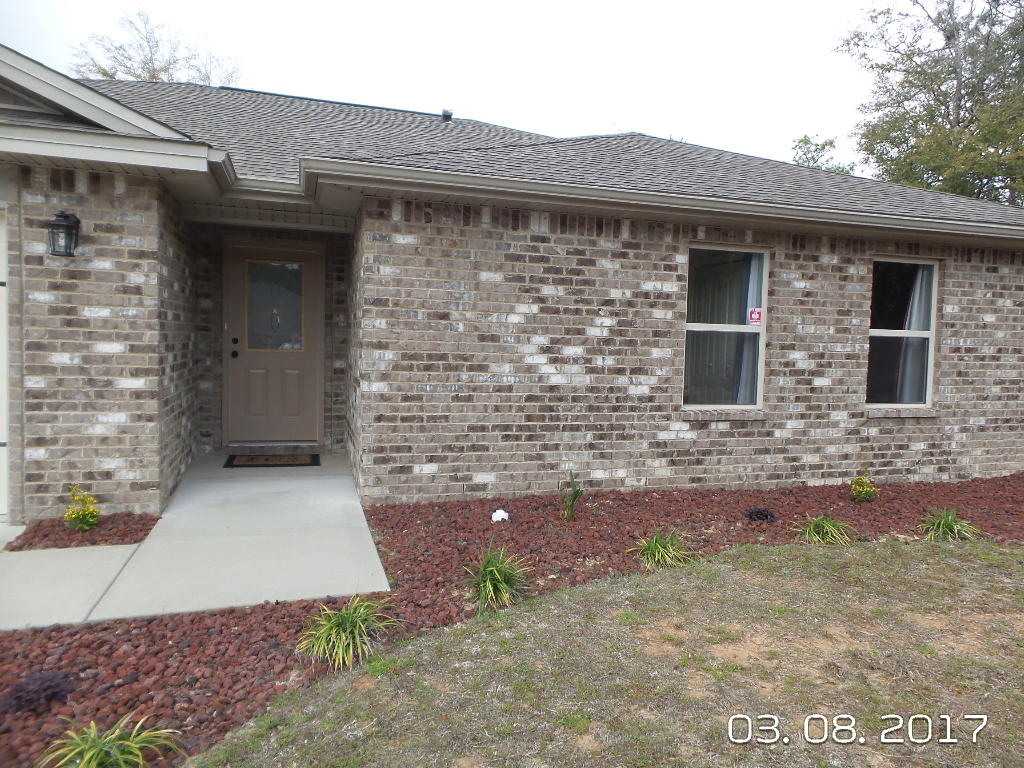 TRAILWOOD ESTATES - Residential Lease