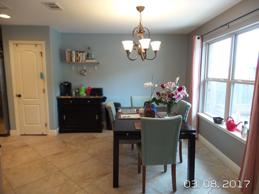 TRAILWOOD ESTATES - Residential Lease