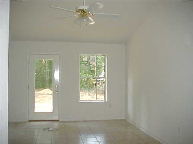 MORRIS ADDN TO CRESTVIEW - Residential Lease