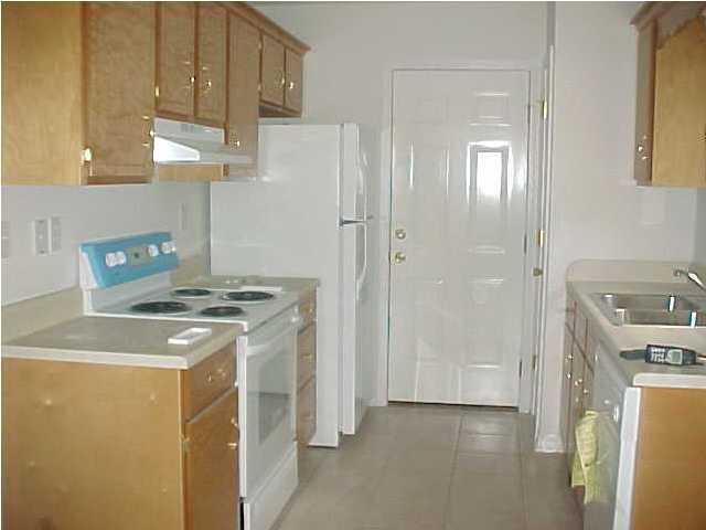 MORRIS ADDN TO CRESTVIEW - Residential Lease