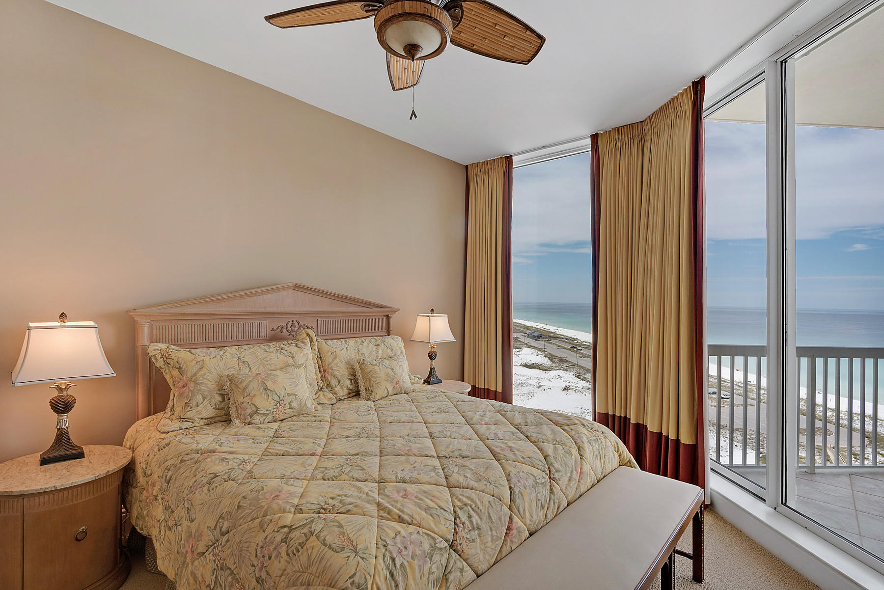 ST. BARTH AT SILVER - Residential