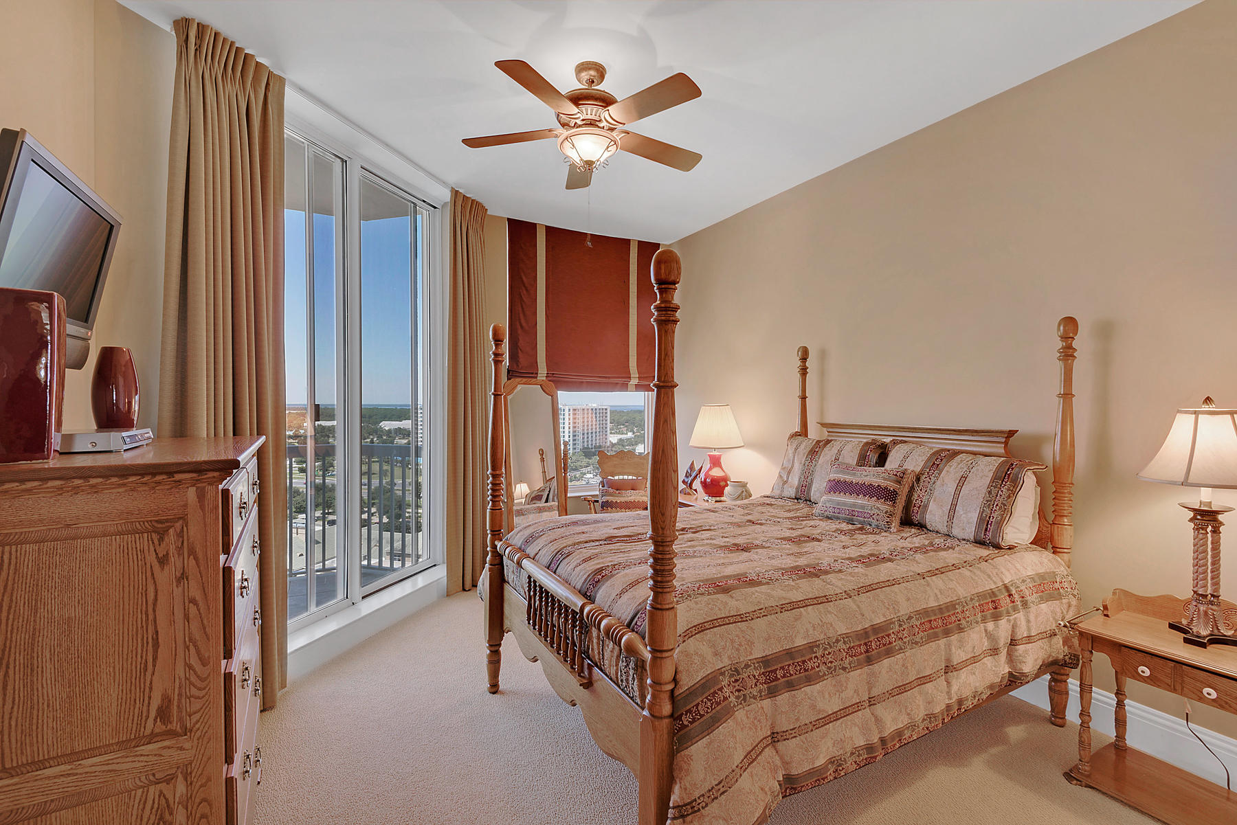 ST. BARTH AT SILVER - Residential