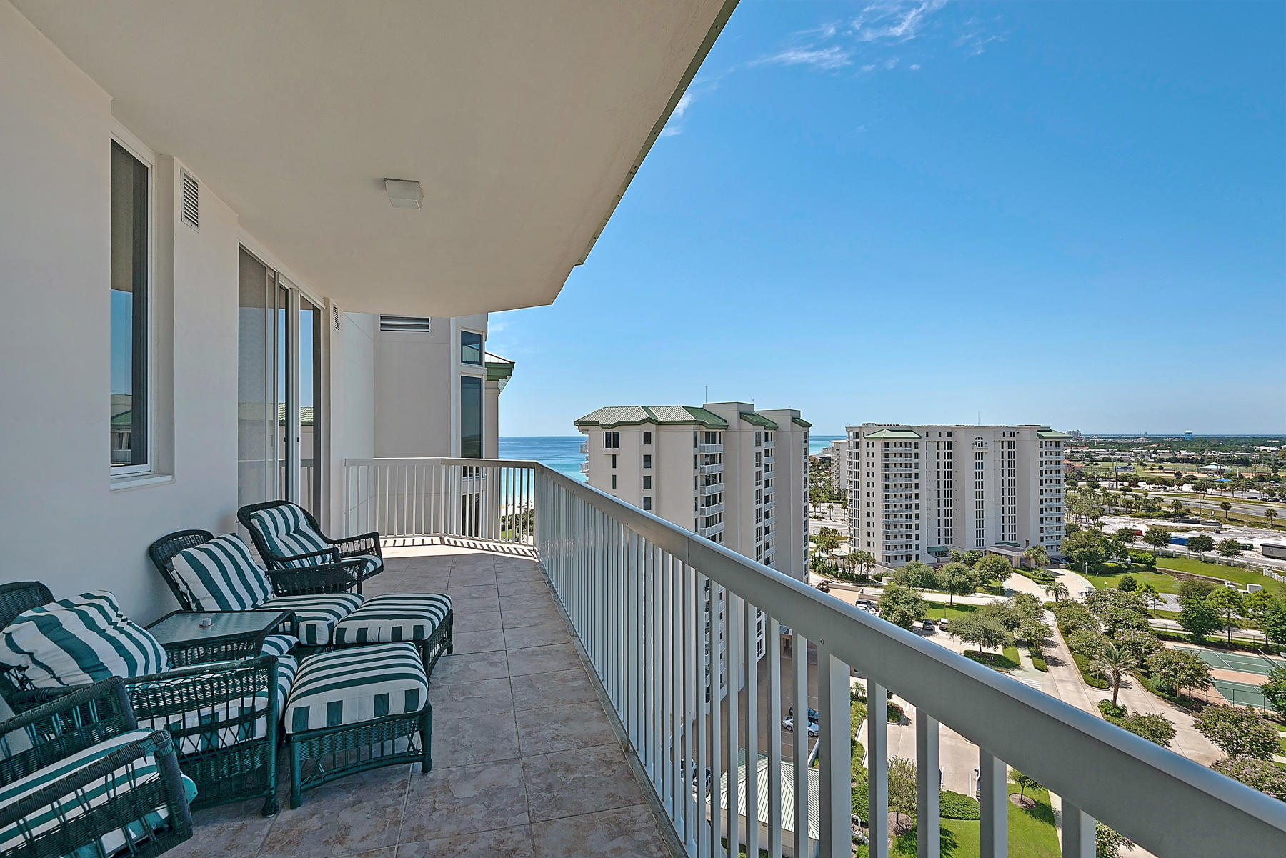 ST. BARTH AT SILVER - Residential