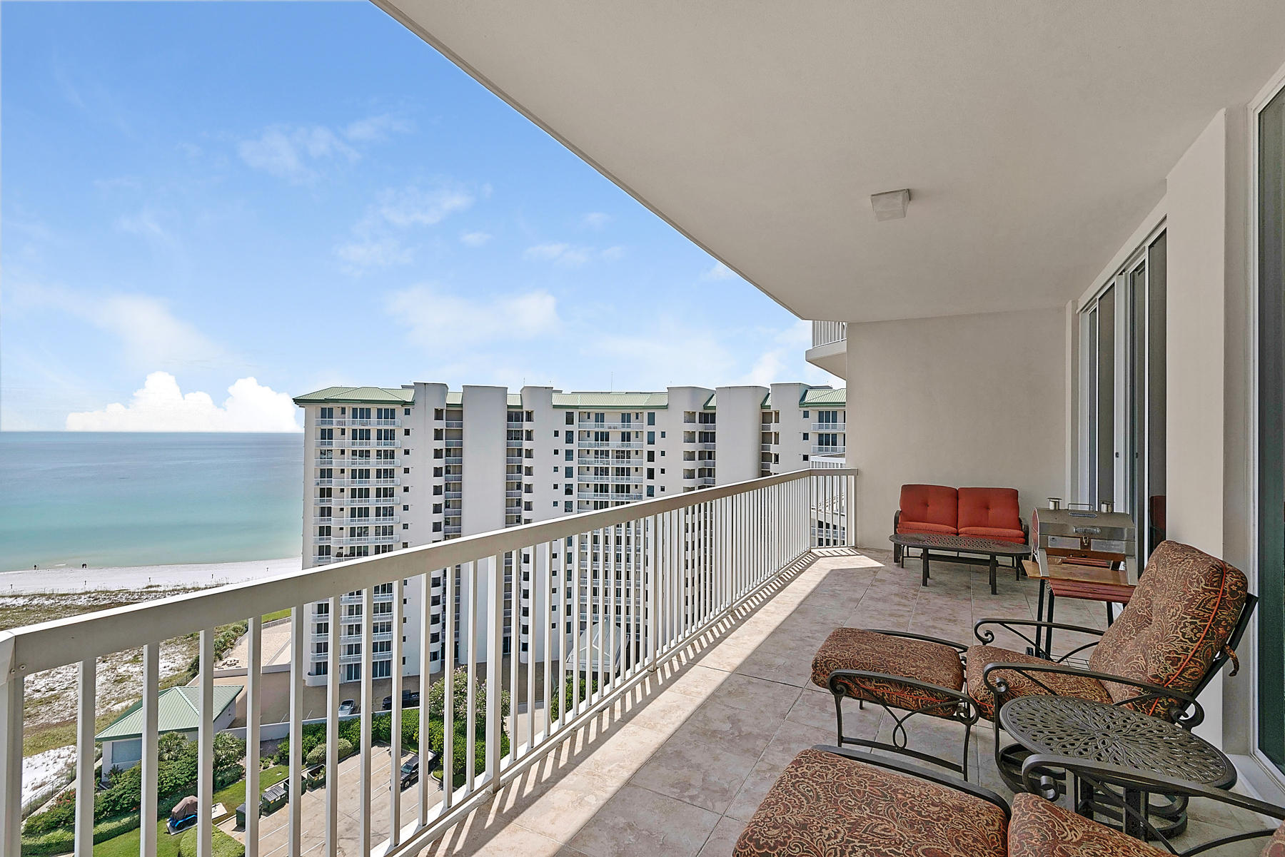 ST. BARTH AT SILVER - Residential