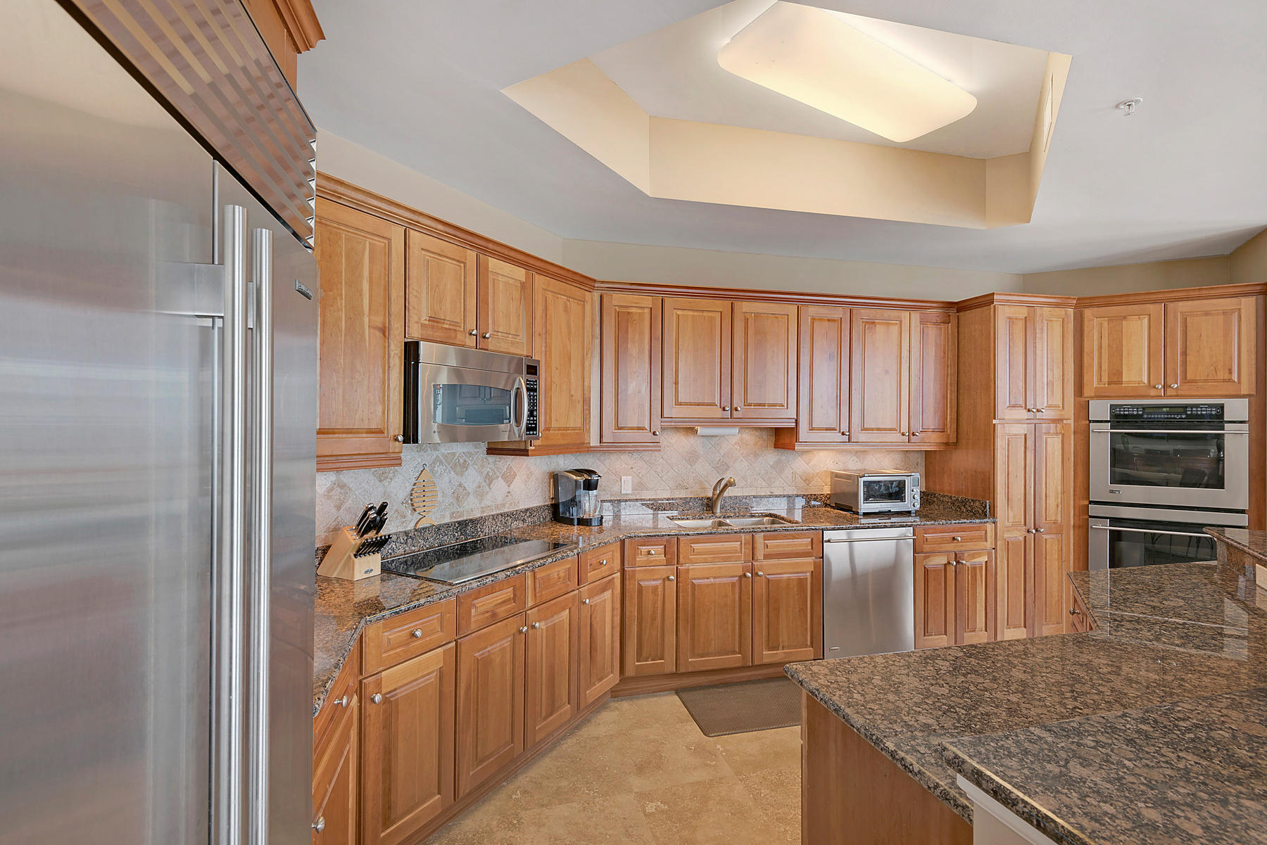 ST. BARTH AT SILVER - Residential