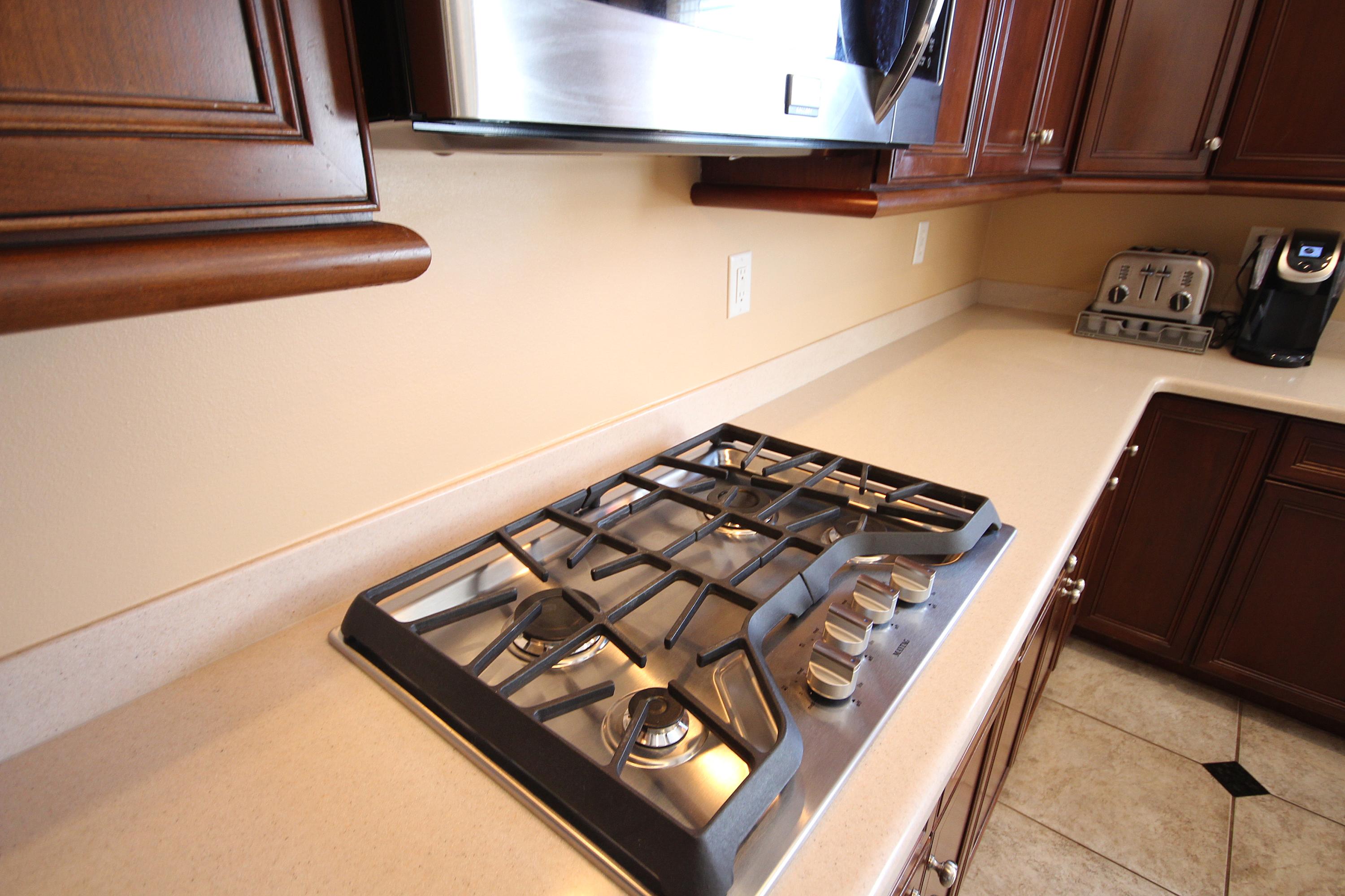 MAGNOLIA LAKE S/D AT BLUEWATER BAY - Residential