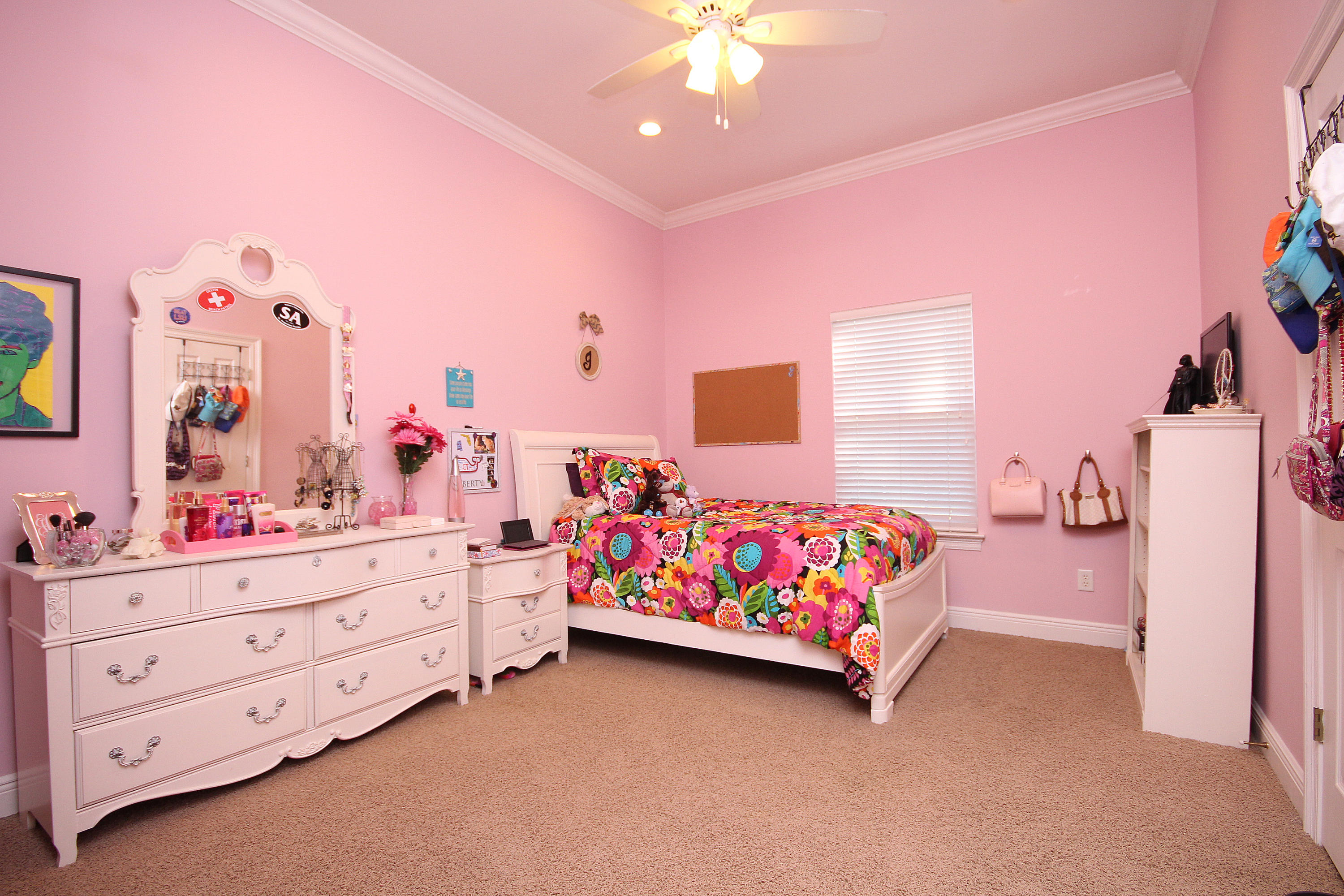 MAGNOLIA LAKE S/D AT BLUEWATER BAY - Residential