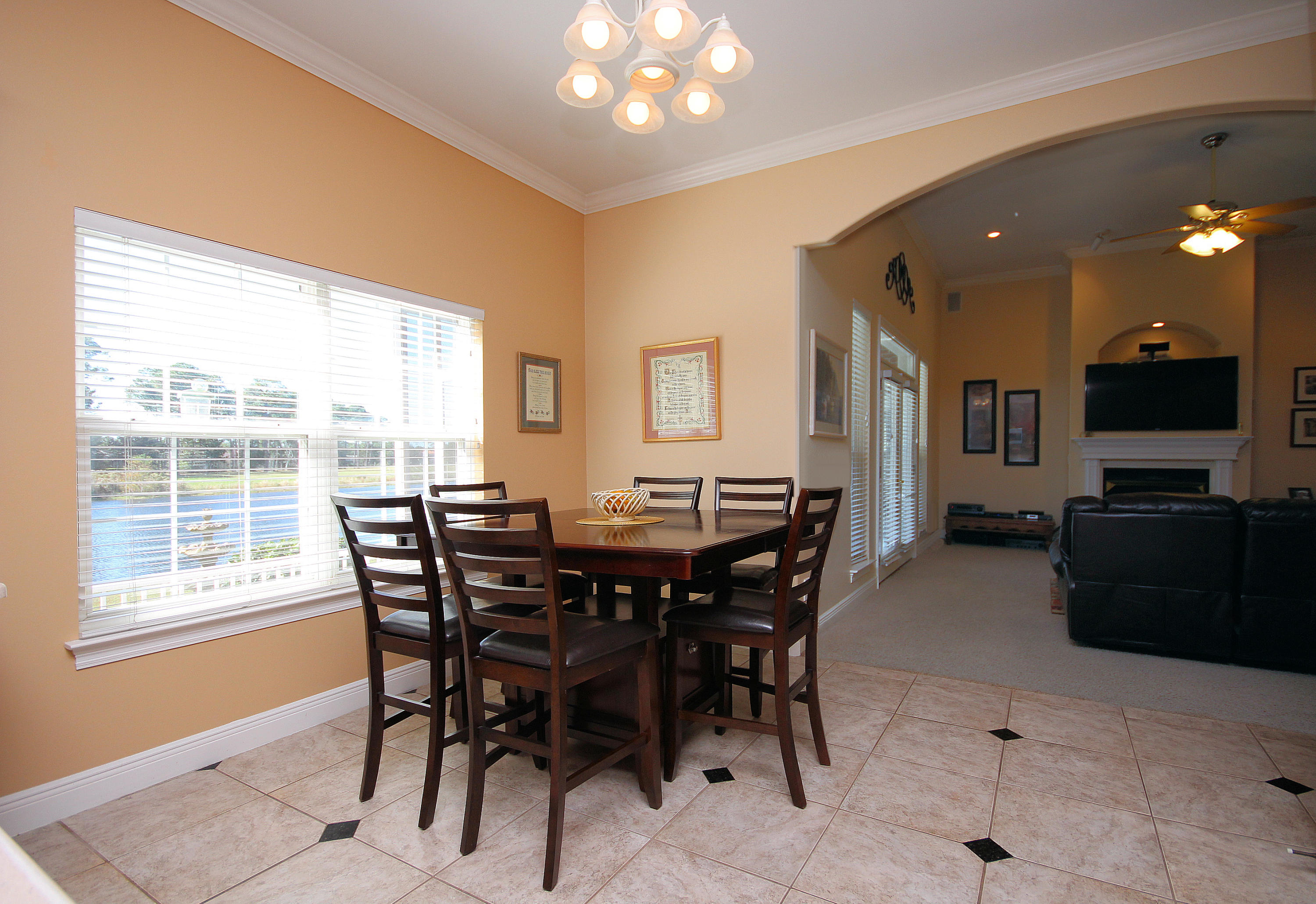 MAGNOLIA LAKE S/D AT BLUEWATER BAY - Residential