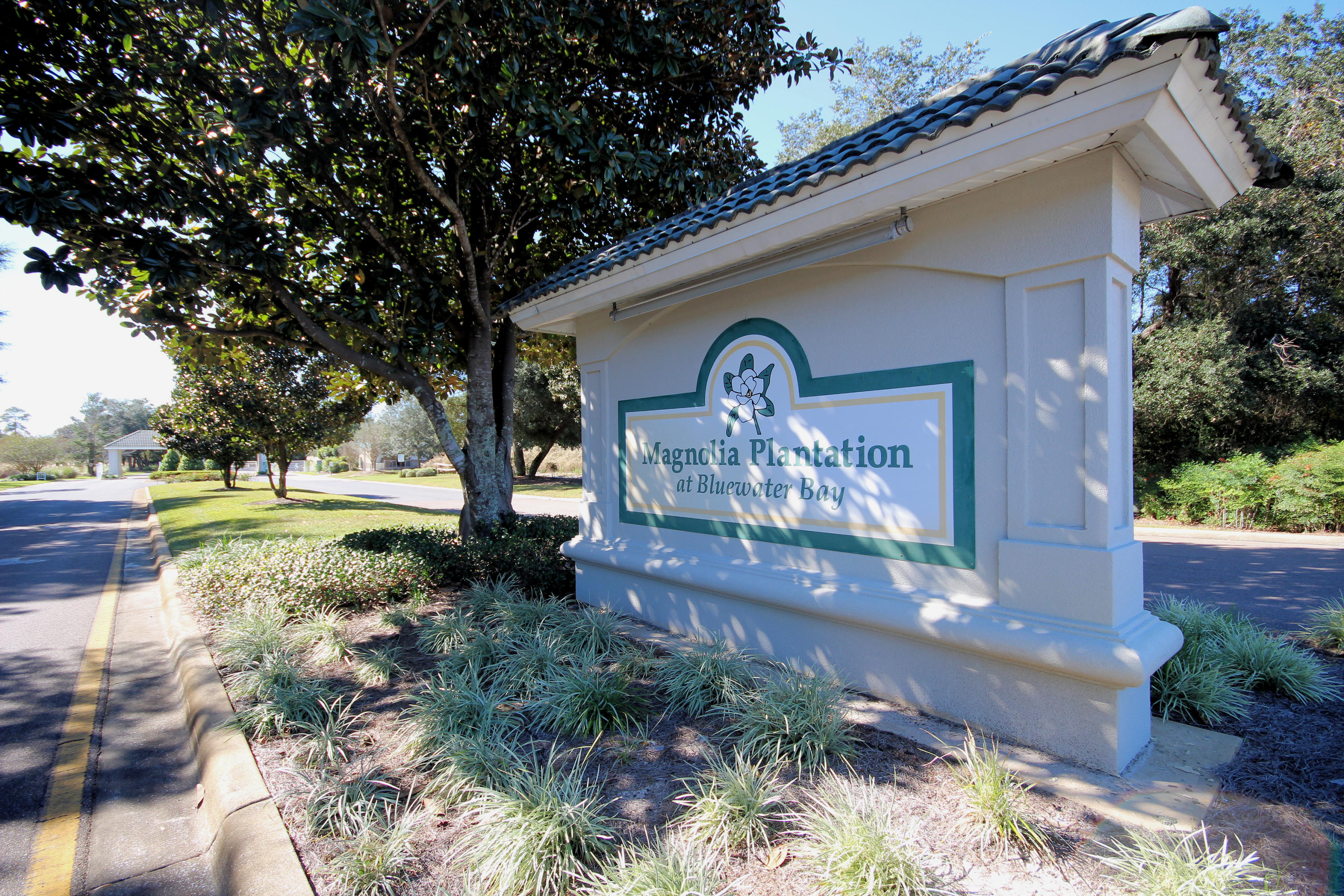 MAGNOLIA LAKE S/D AT BLUEWATER BAY - Residential