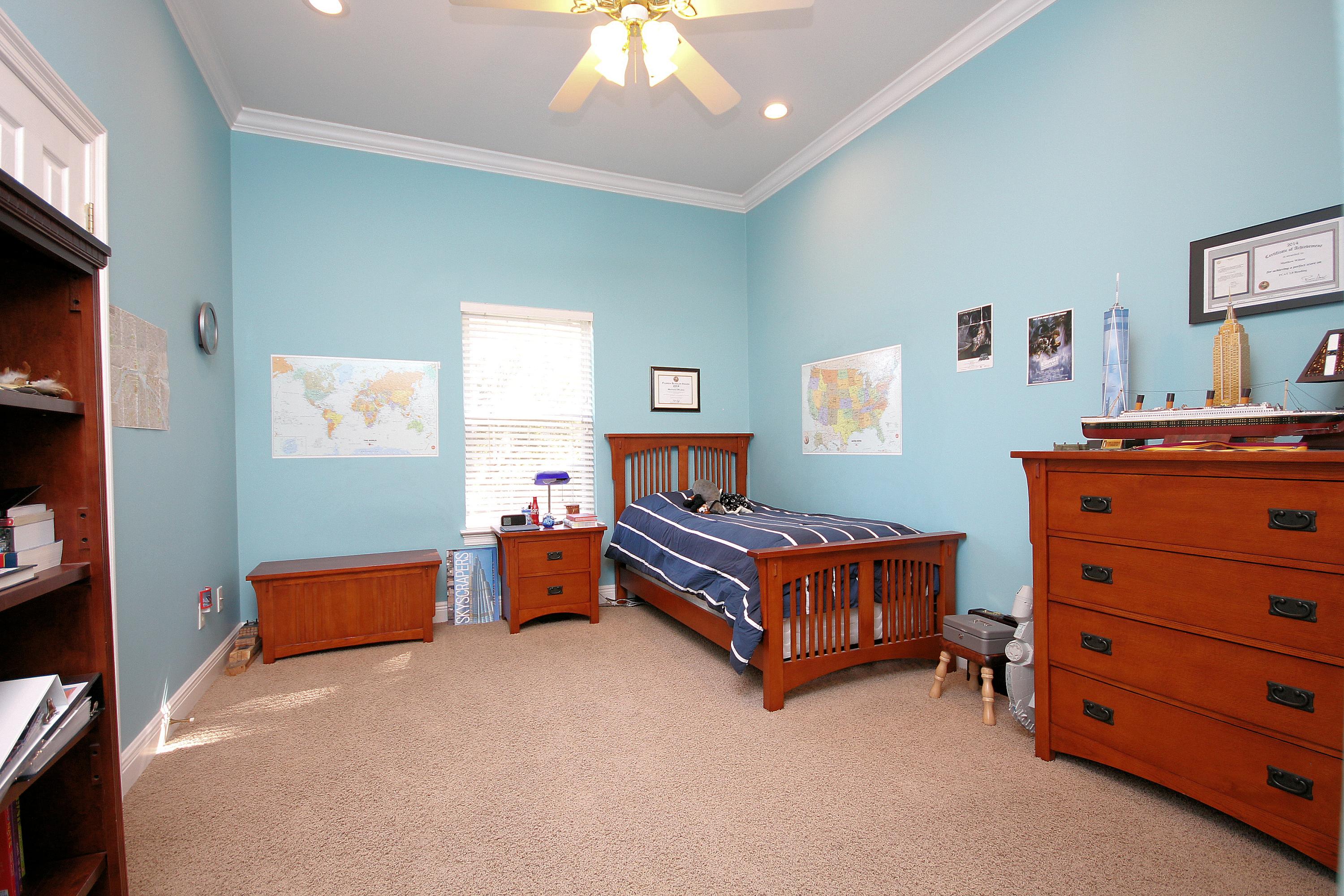 MAGNOLIA LAKE S/D AT BLUEWATER BAY - Residential