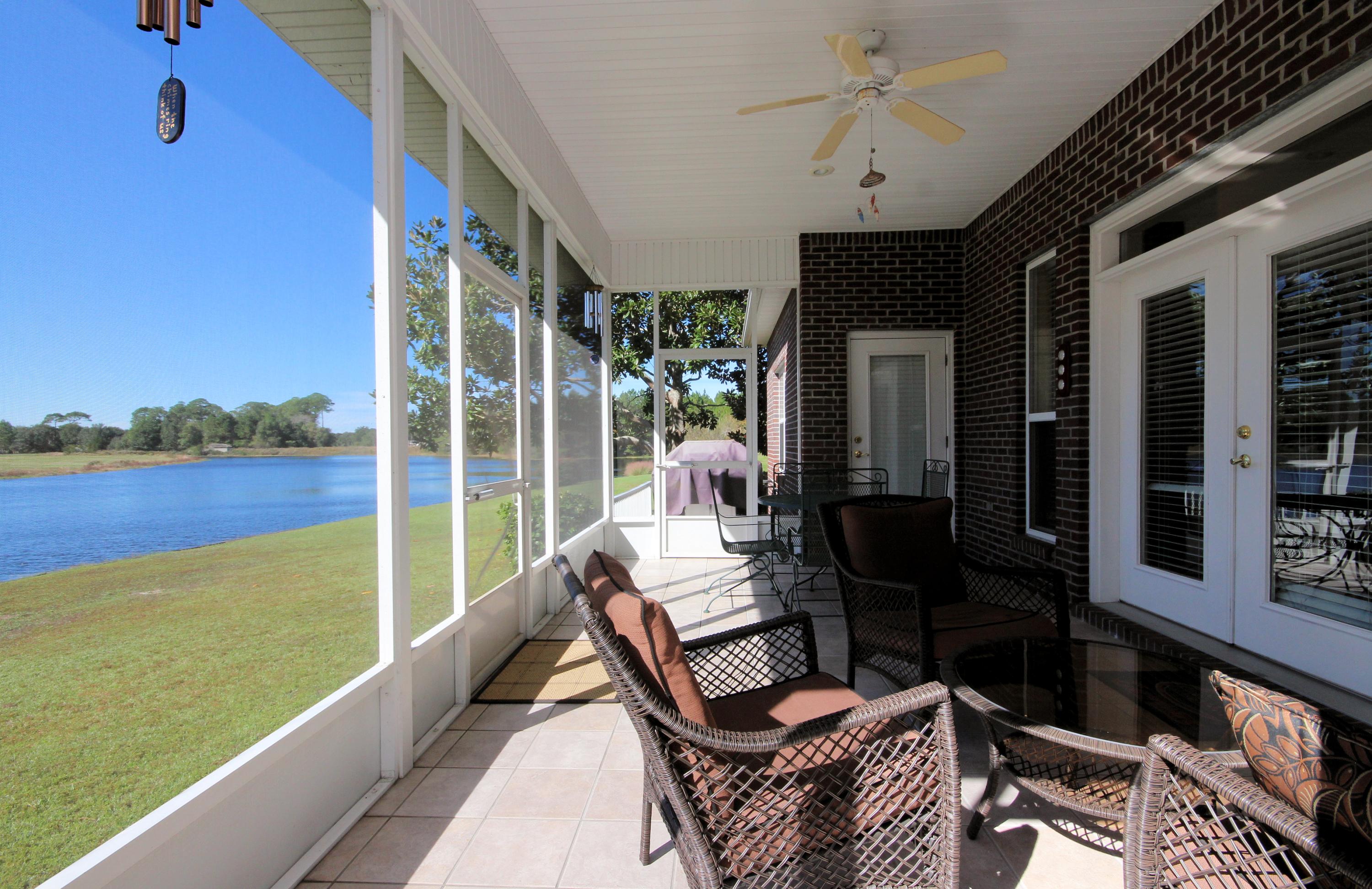 MAGNOLIA LAKE S/D AT BLUEWATER BAY - Residential