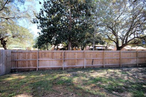 UNRECORDED SUBDIVISION - Residential Lease