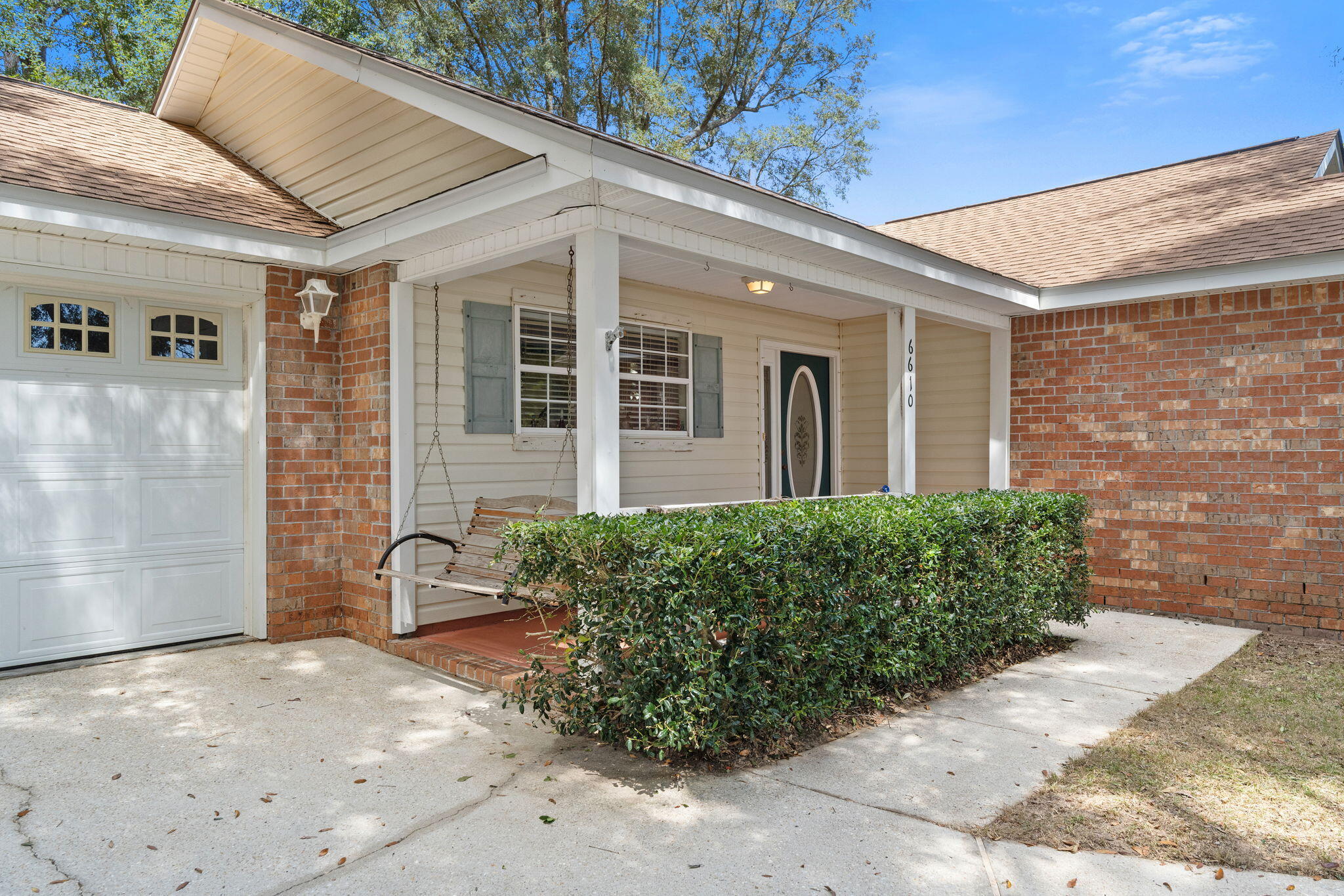 WOODBURY FOREST - Residential