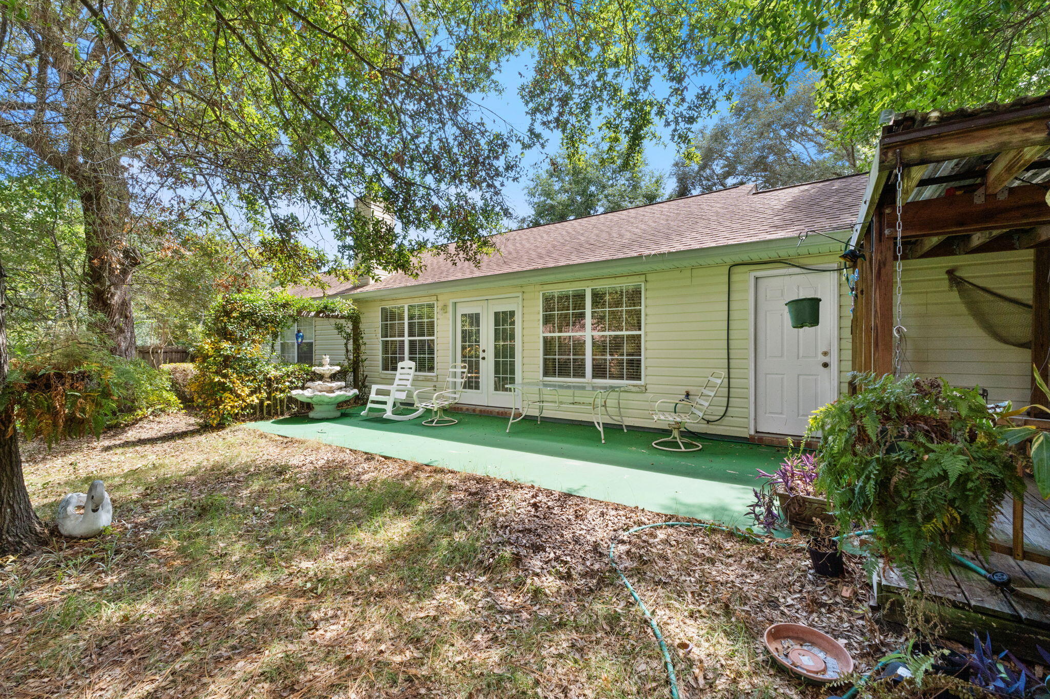 WOODBURY FOREST - Residential