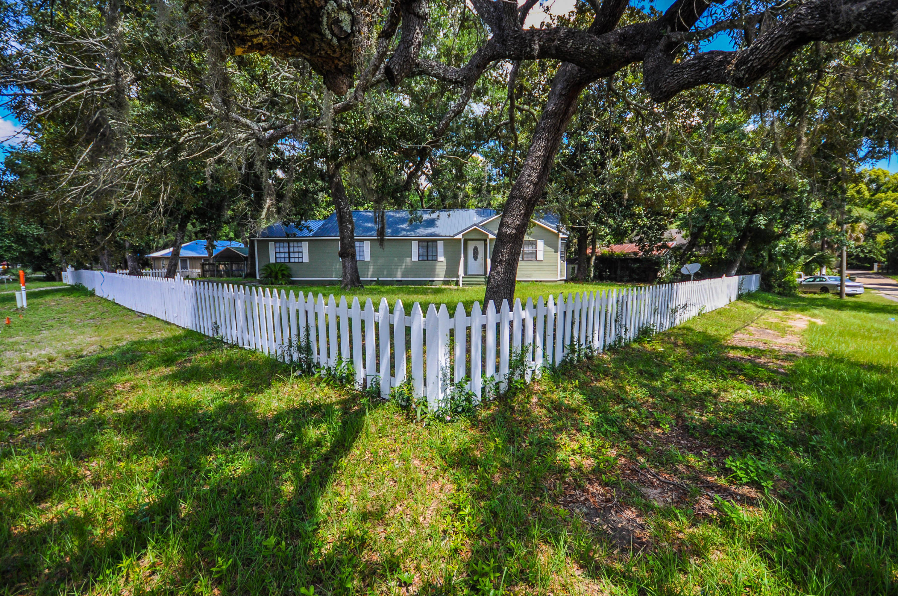 LYNN HAVEN - Residential