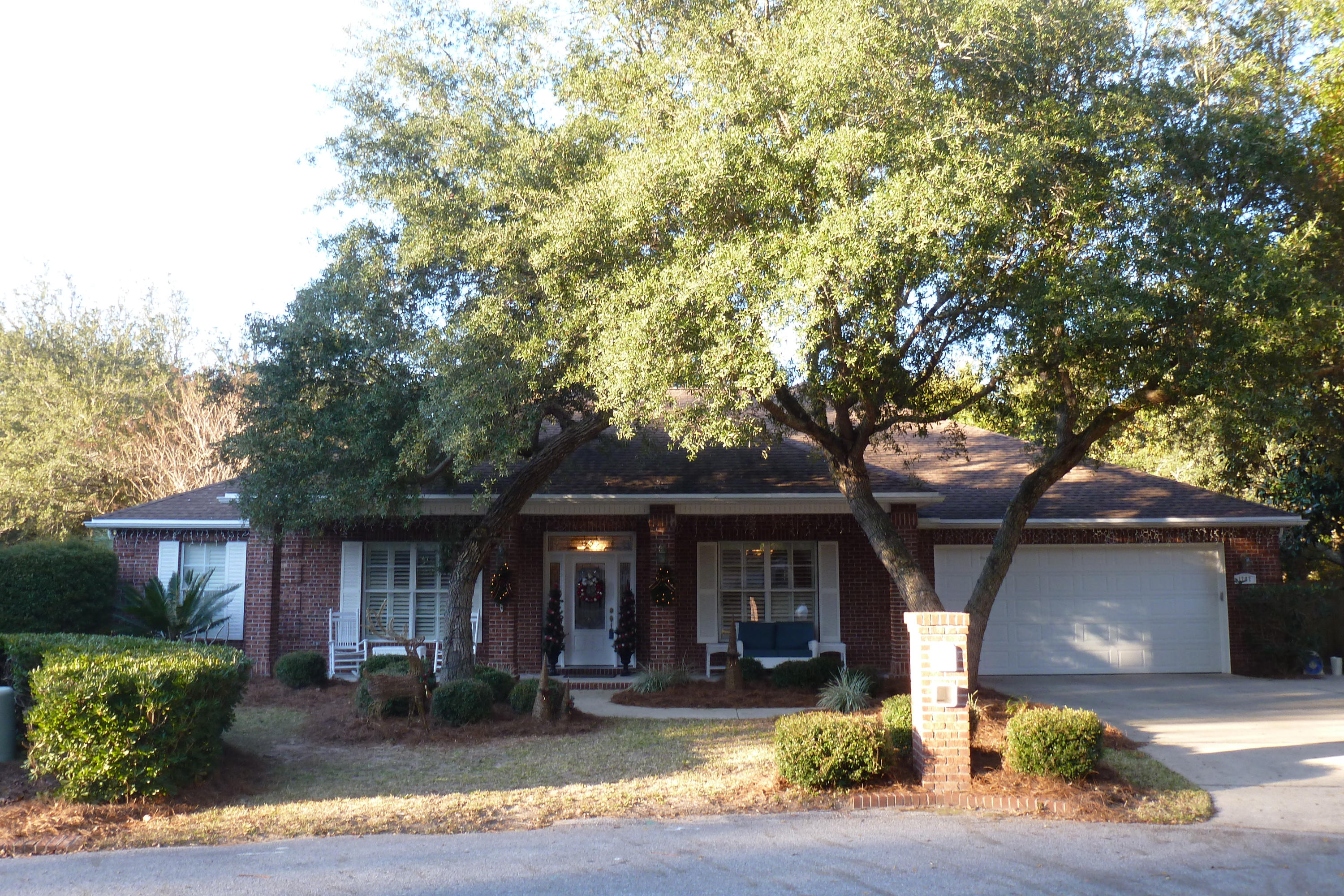 PARKWOOD ESTATES PH 1 BLUEWATER BAY - Residential