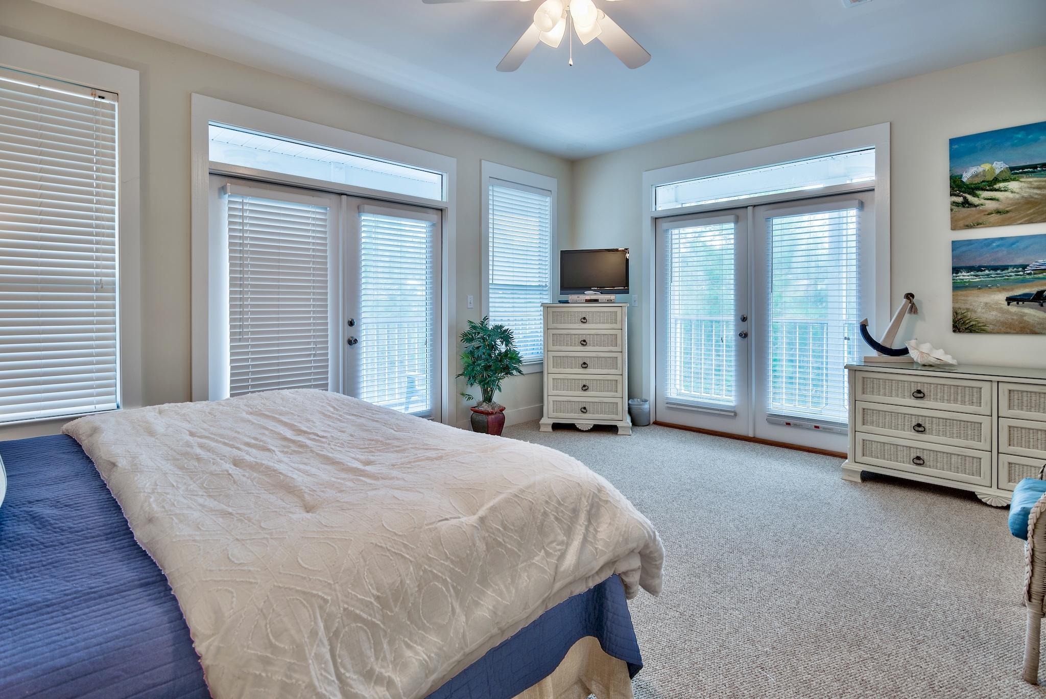 GROVE BY THE SEA - Residential