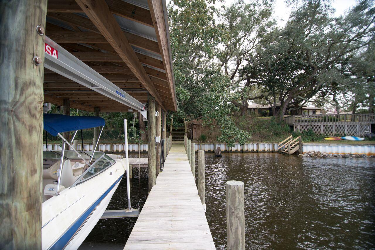 WHISPERING PINES 1ST ADDN - Residential