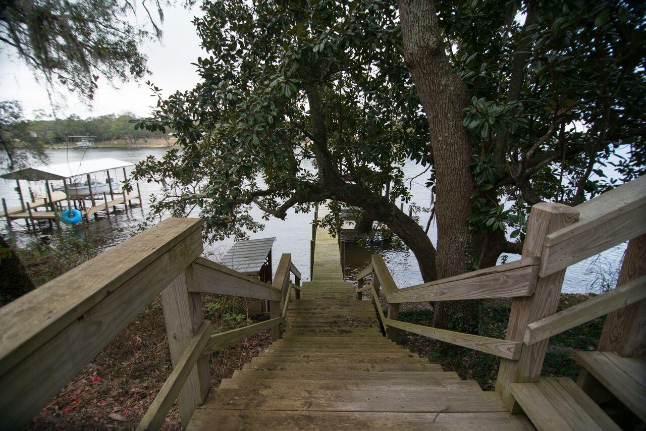 WHISPERING PINES 1ST ADDN - Residential