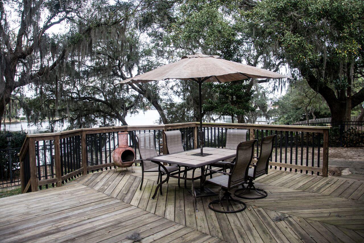 WHISPERING PINES 1ST ADDN - Residential