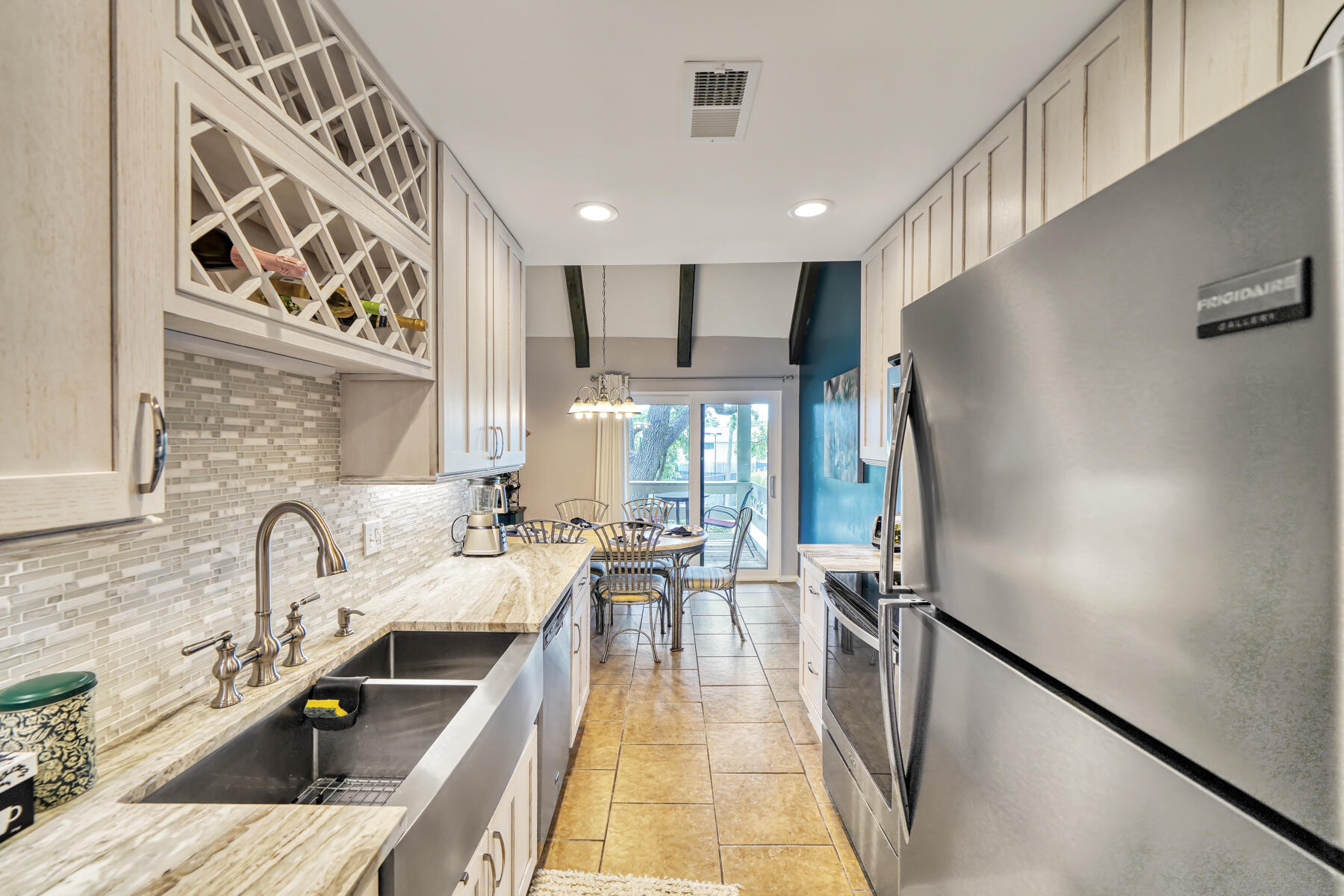 SEASCAPE CONDO GARDEN VILLA - Residential