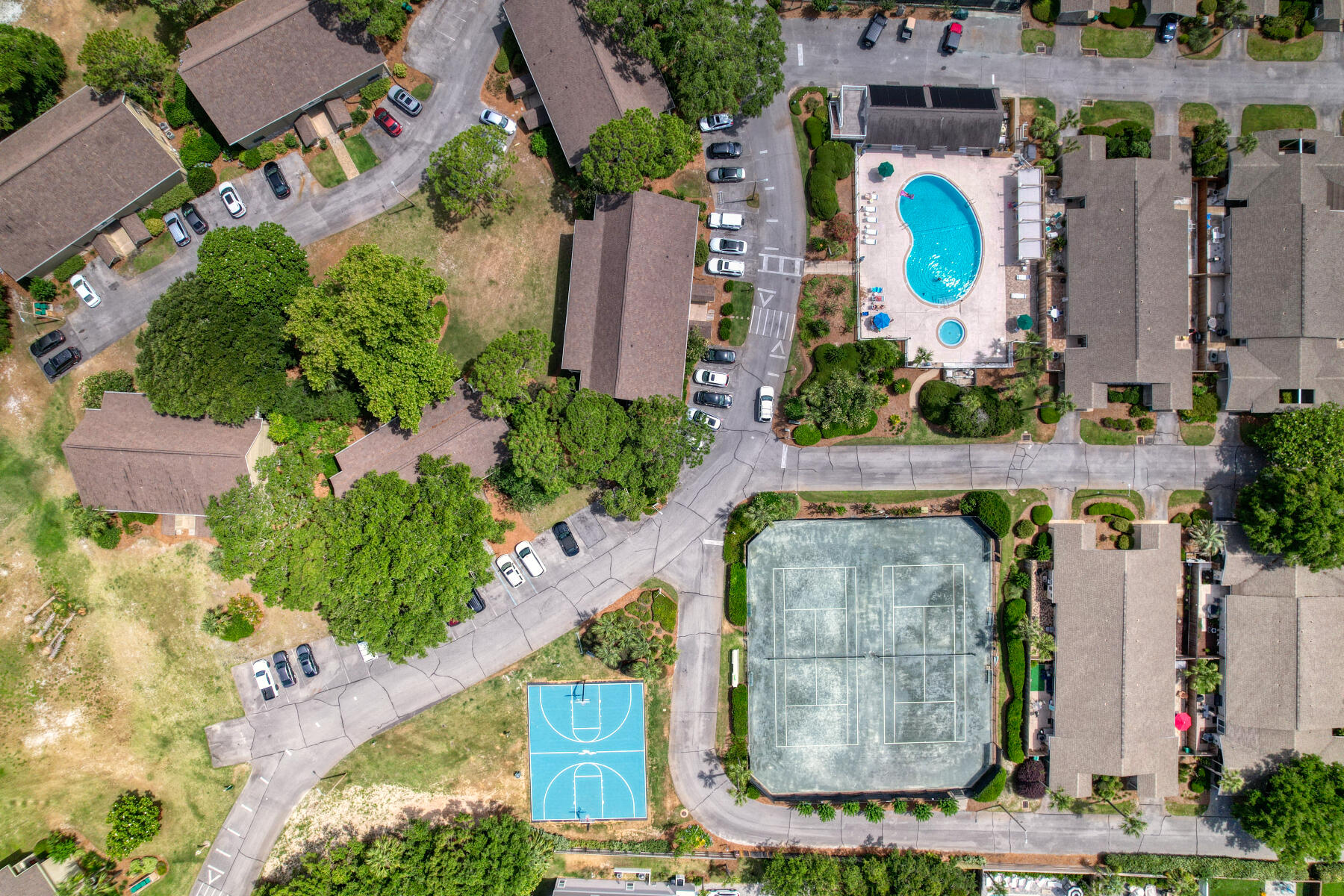 SEASCAPE CONDO GARDEN VILLA - Residential