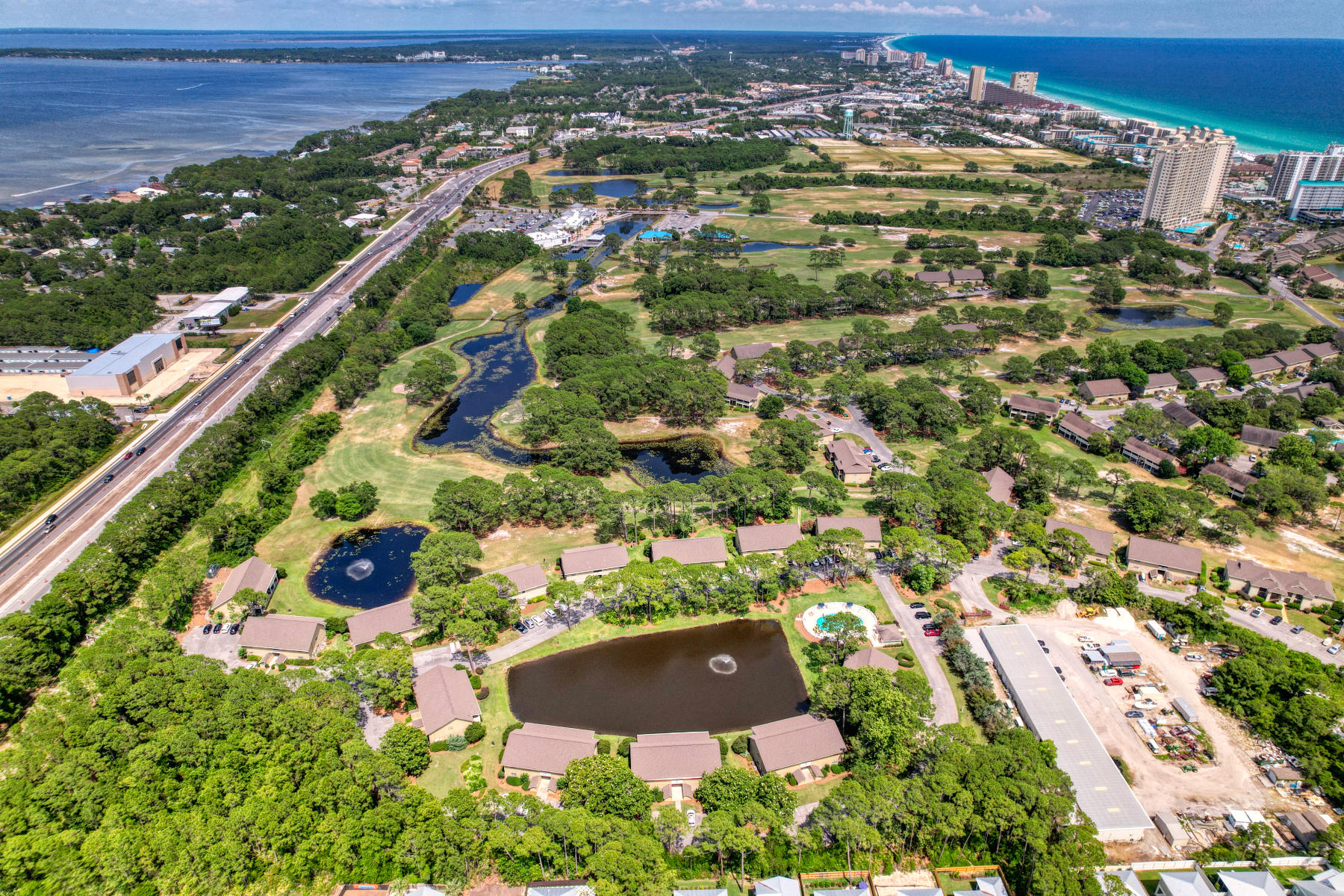 SEASCAPE CONDO GARDEN VILLA - Residential