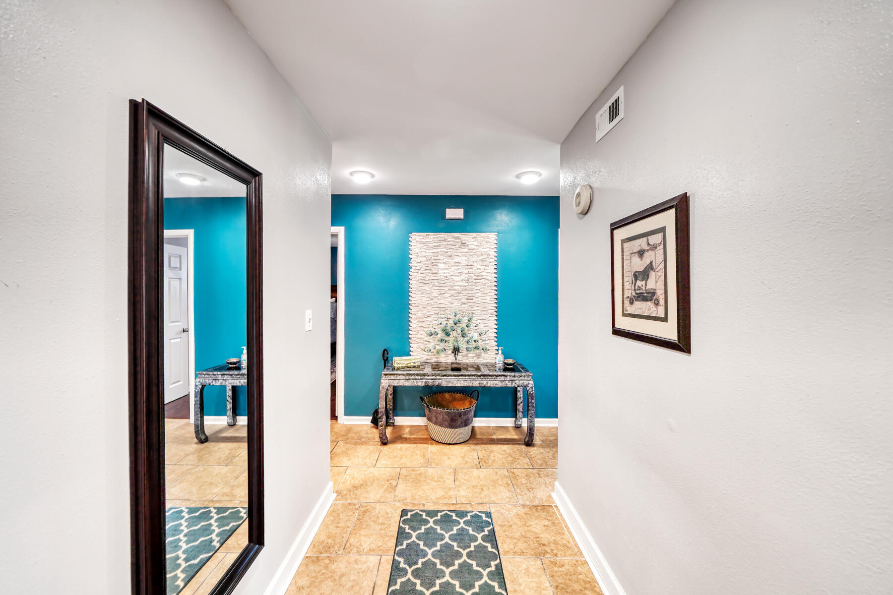 SEASCAPE CONDO GARDEN VILLA - Residential