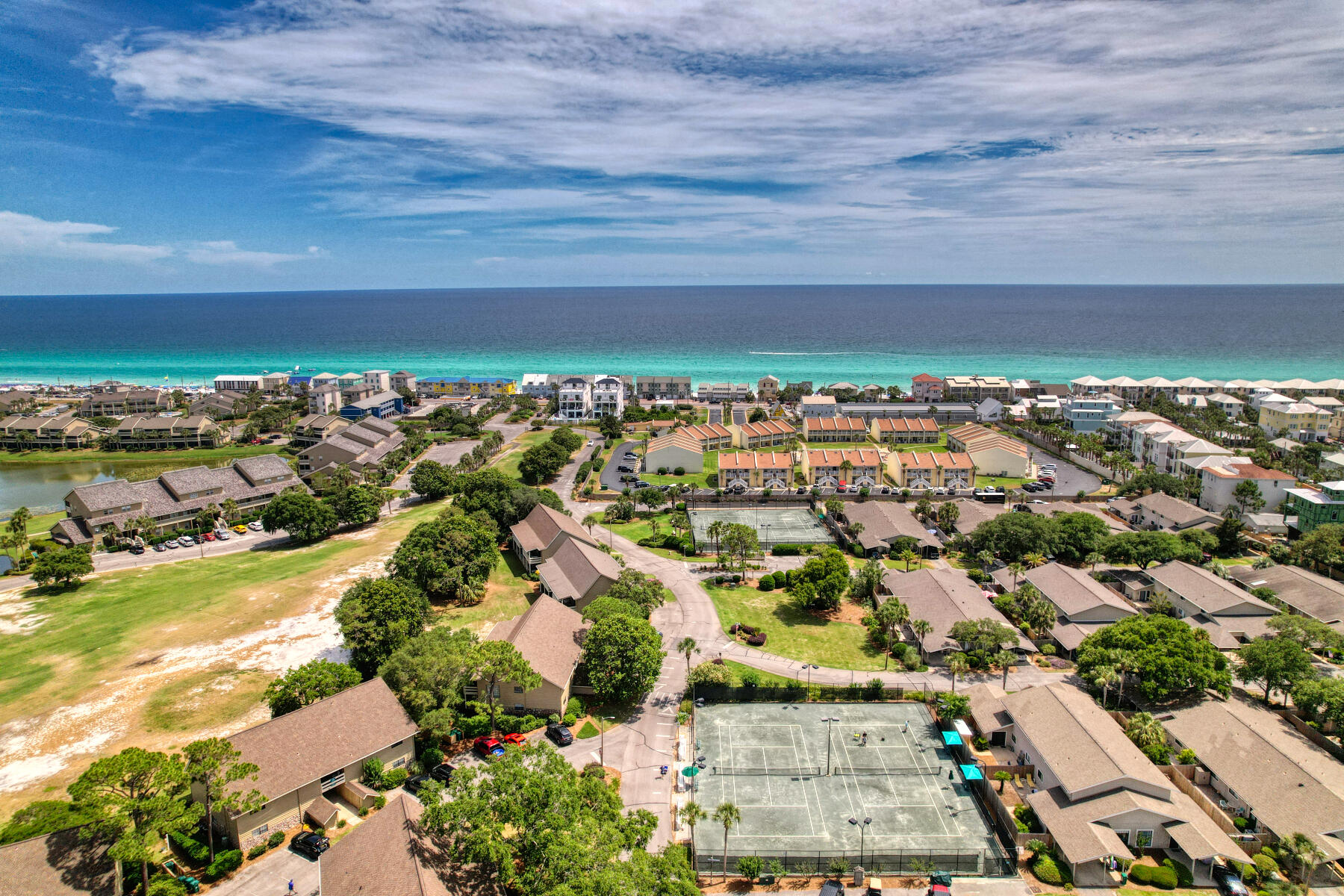 SEASCAPE CONDO GARDEN VILLA - Residential