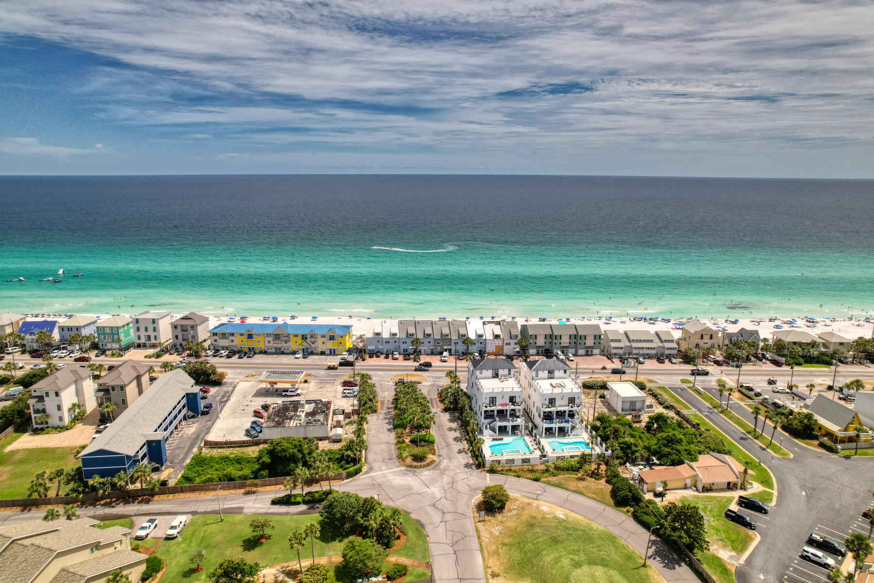 SEASCAPE CONDO GARDEN VILLA - Residential