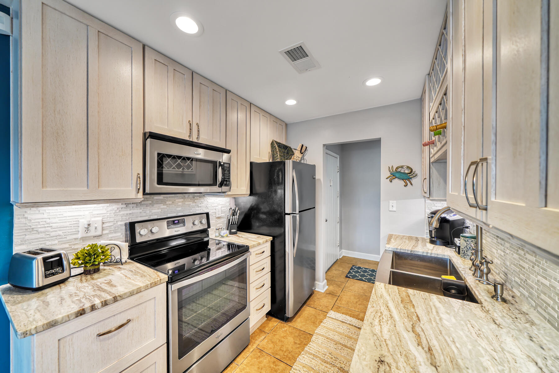 SEASCAPE CONDO GARDEN VILLA - Residential