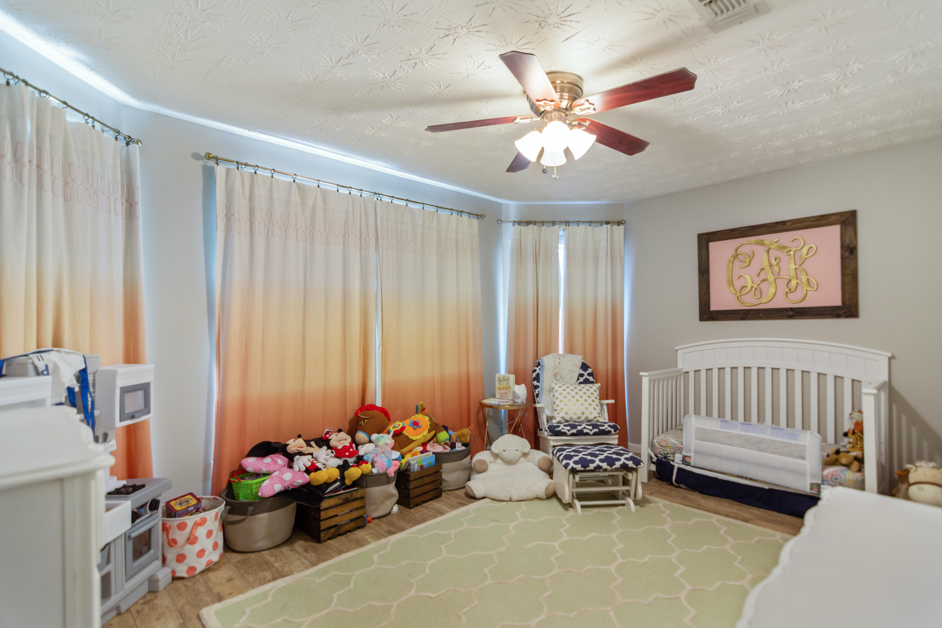 BRANDON OAKS - Residential