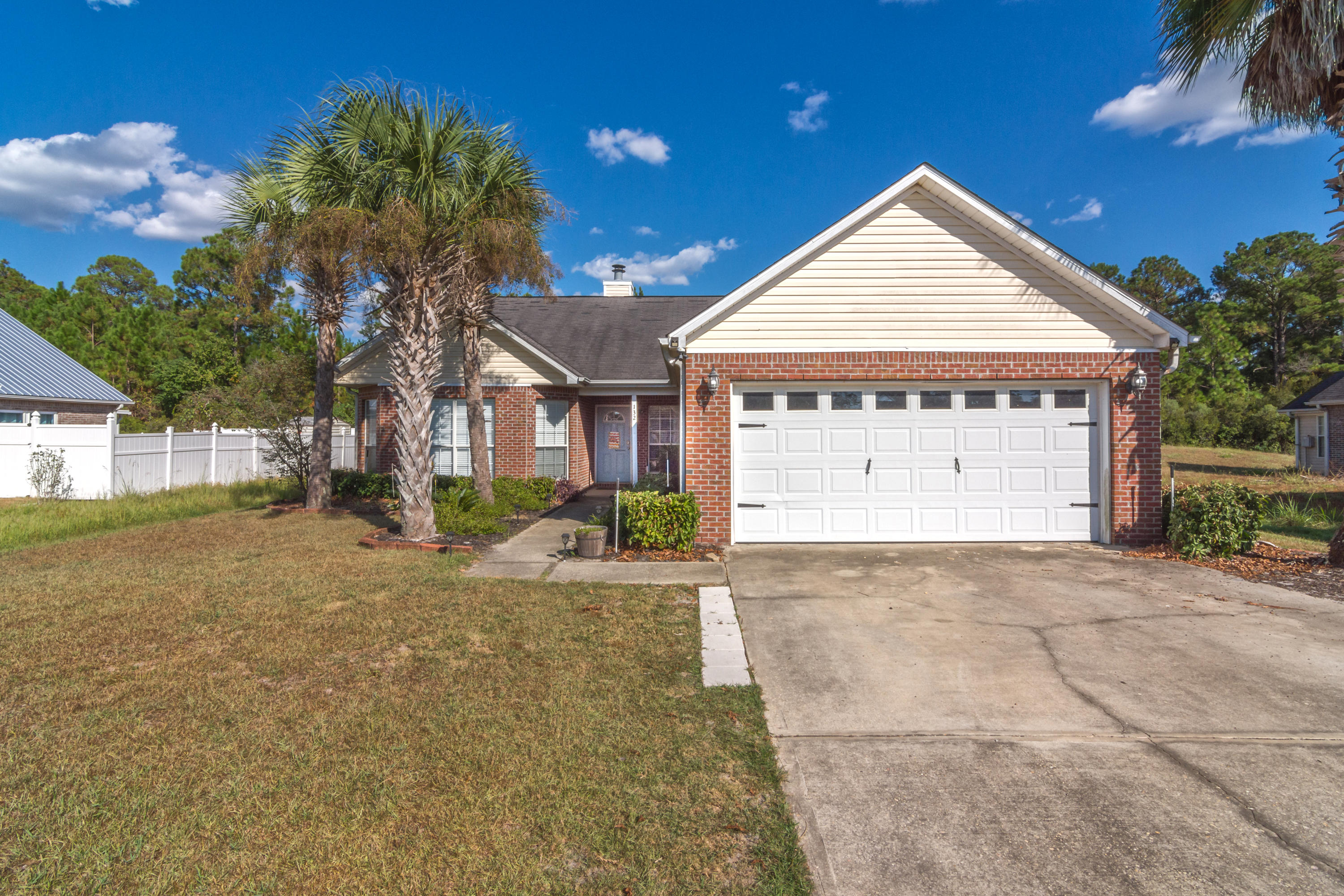 BRANDON OAKS - Residential