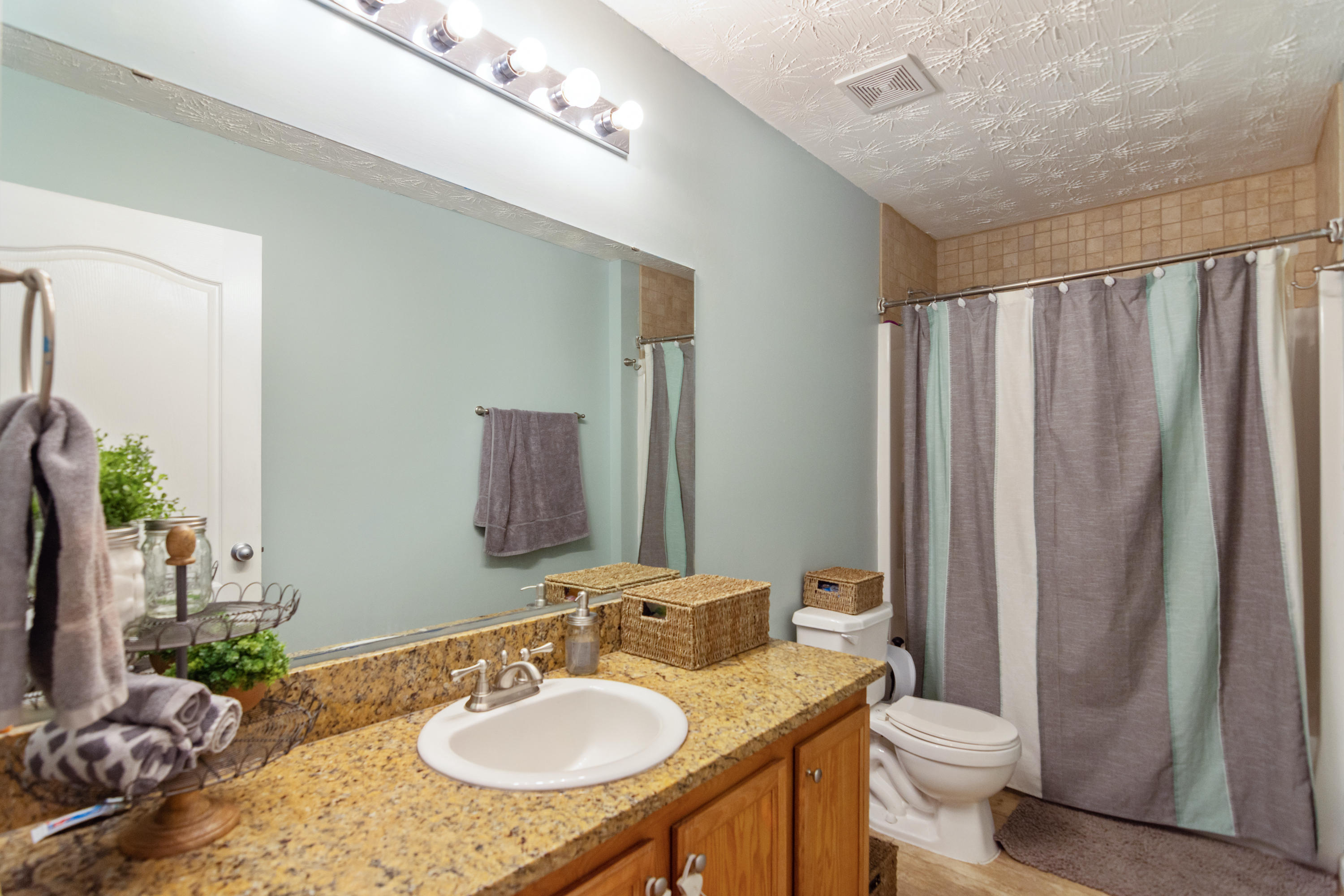 BRANDON OAKS - Residential