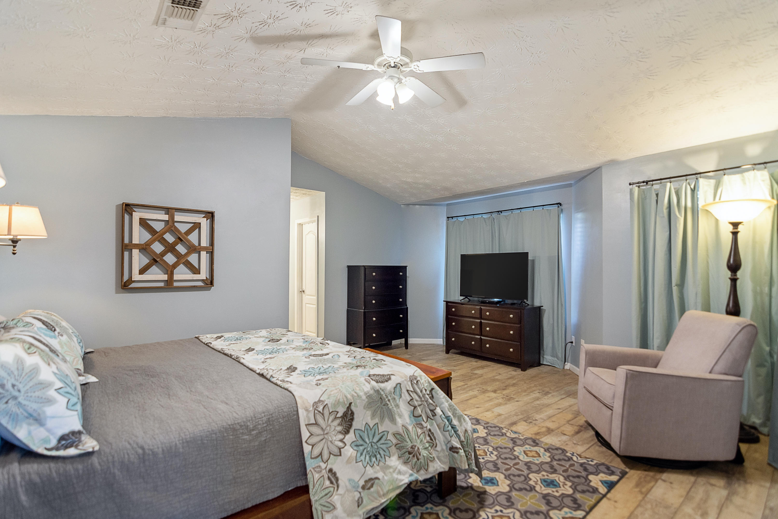 BRANDON OAKS - Residential