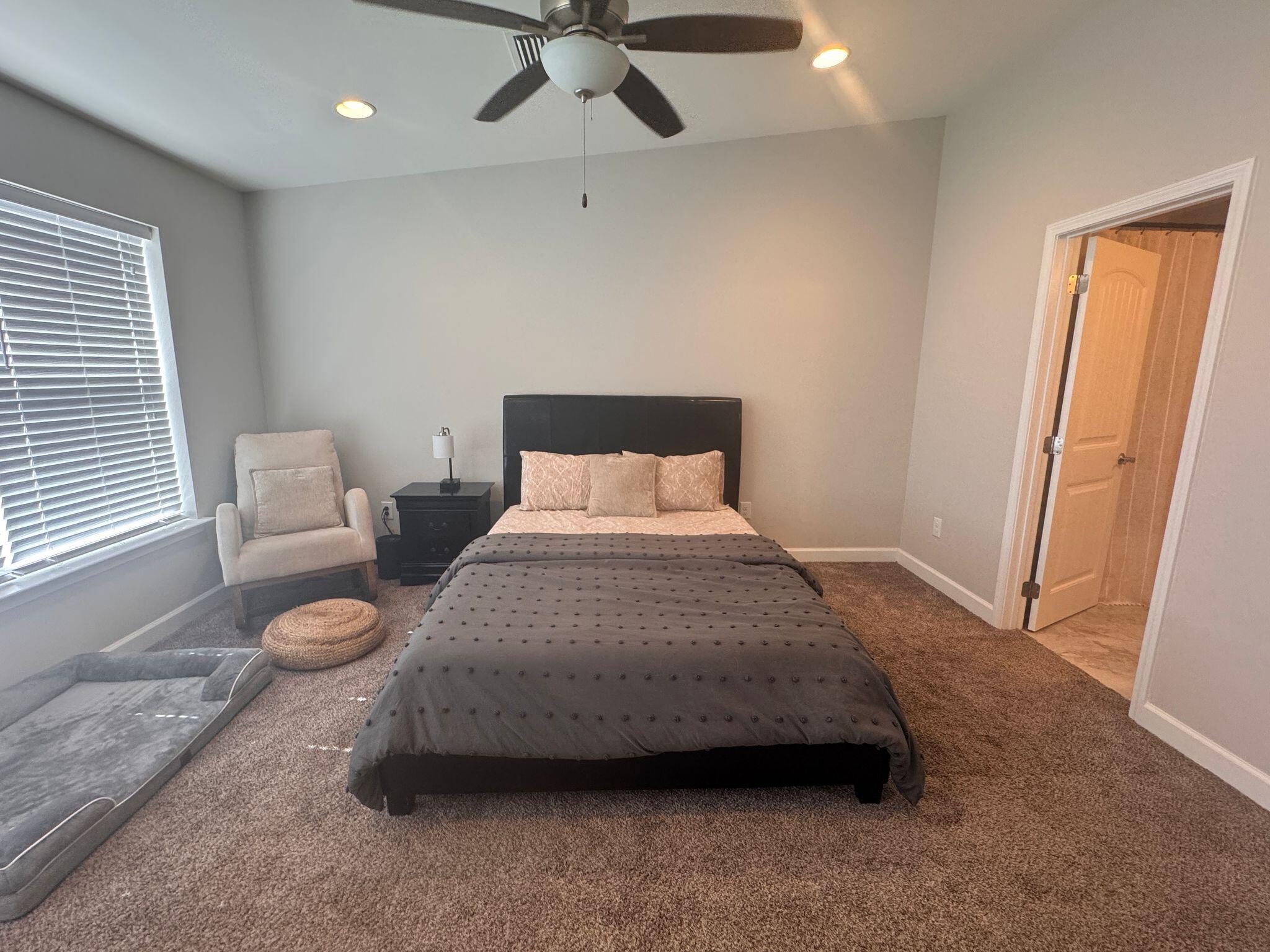HELMS & ALLEN - Residential Lease