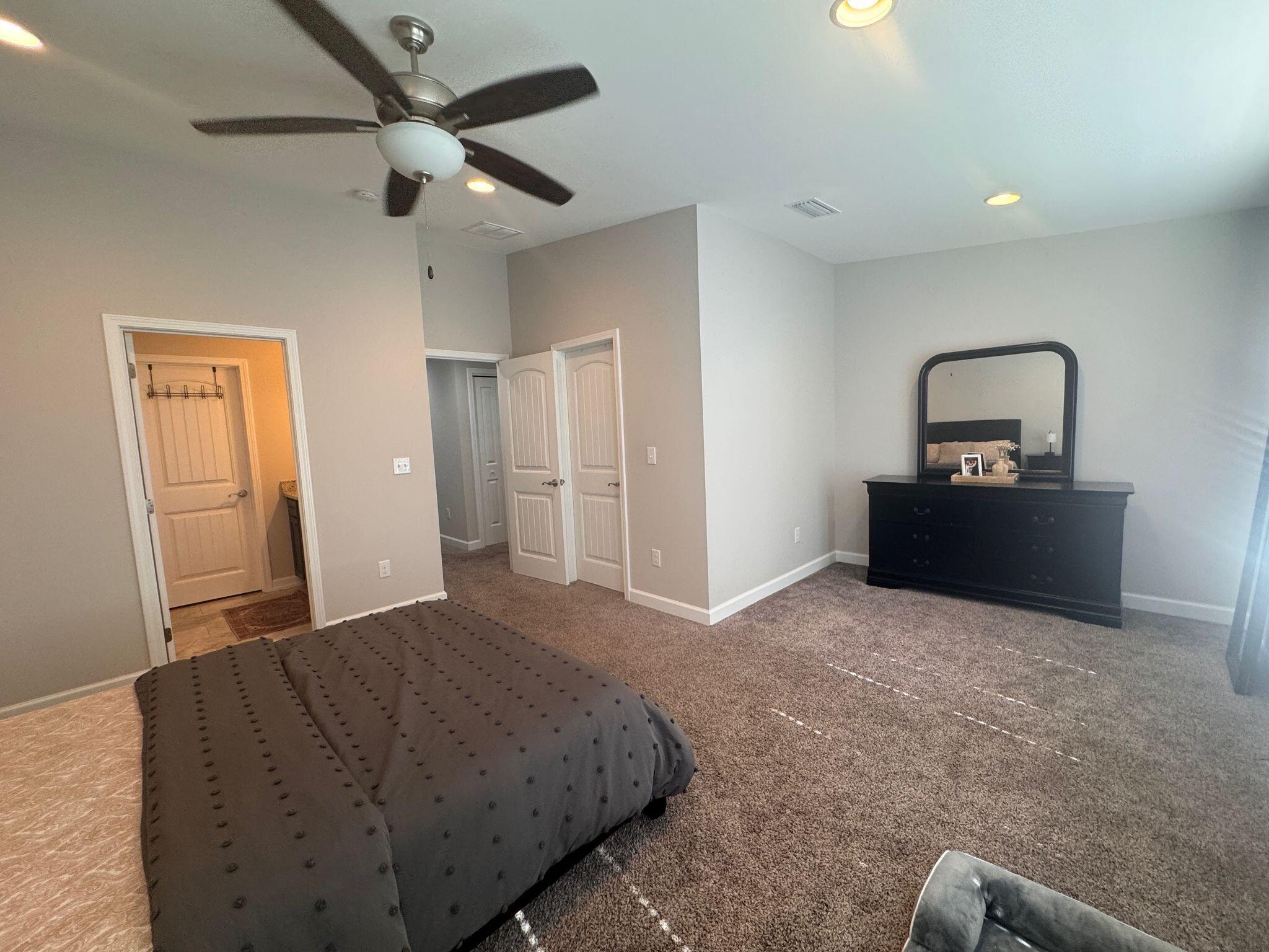 HELMS & ALLEN - Residential Lease