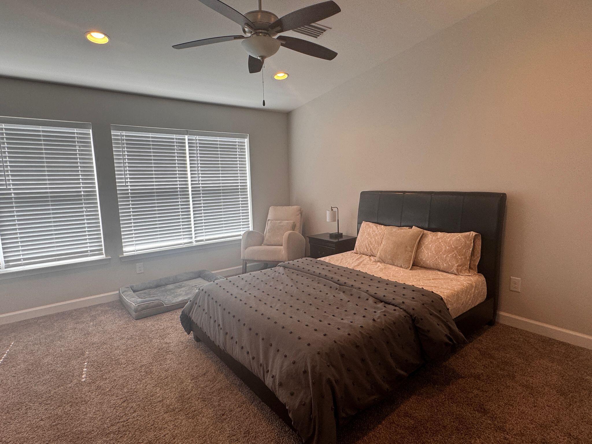 HELMS & ALLEN - Residential Lease