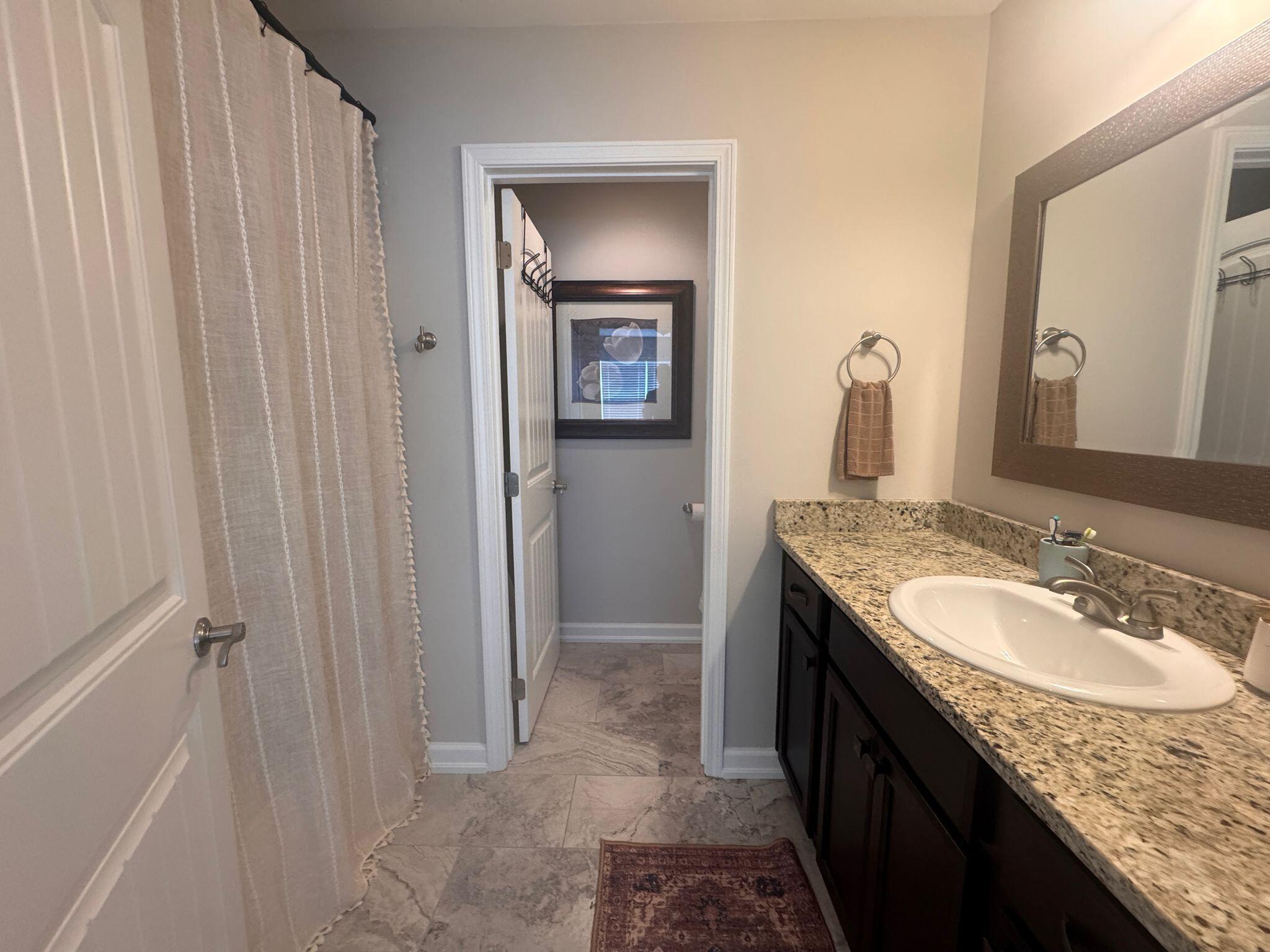 HELMS & ALLEN - Residential Lease