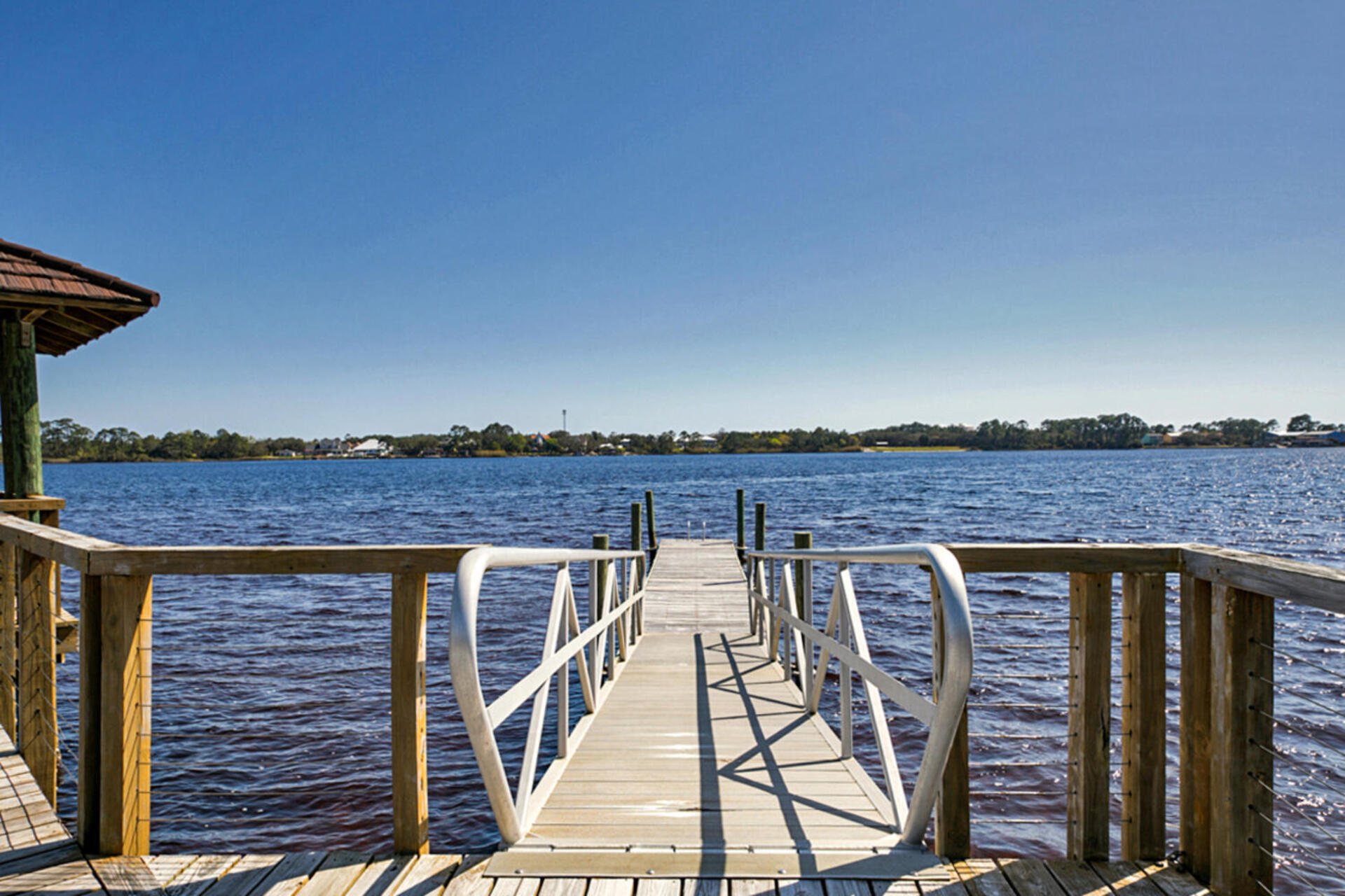 WILD HERON - Residential