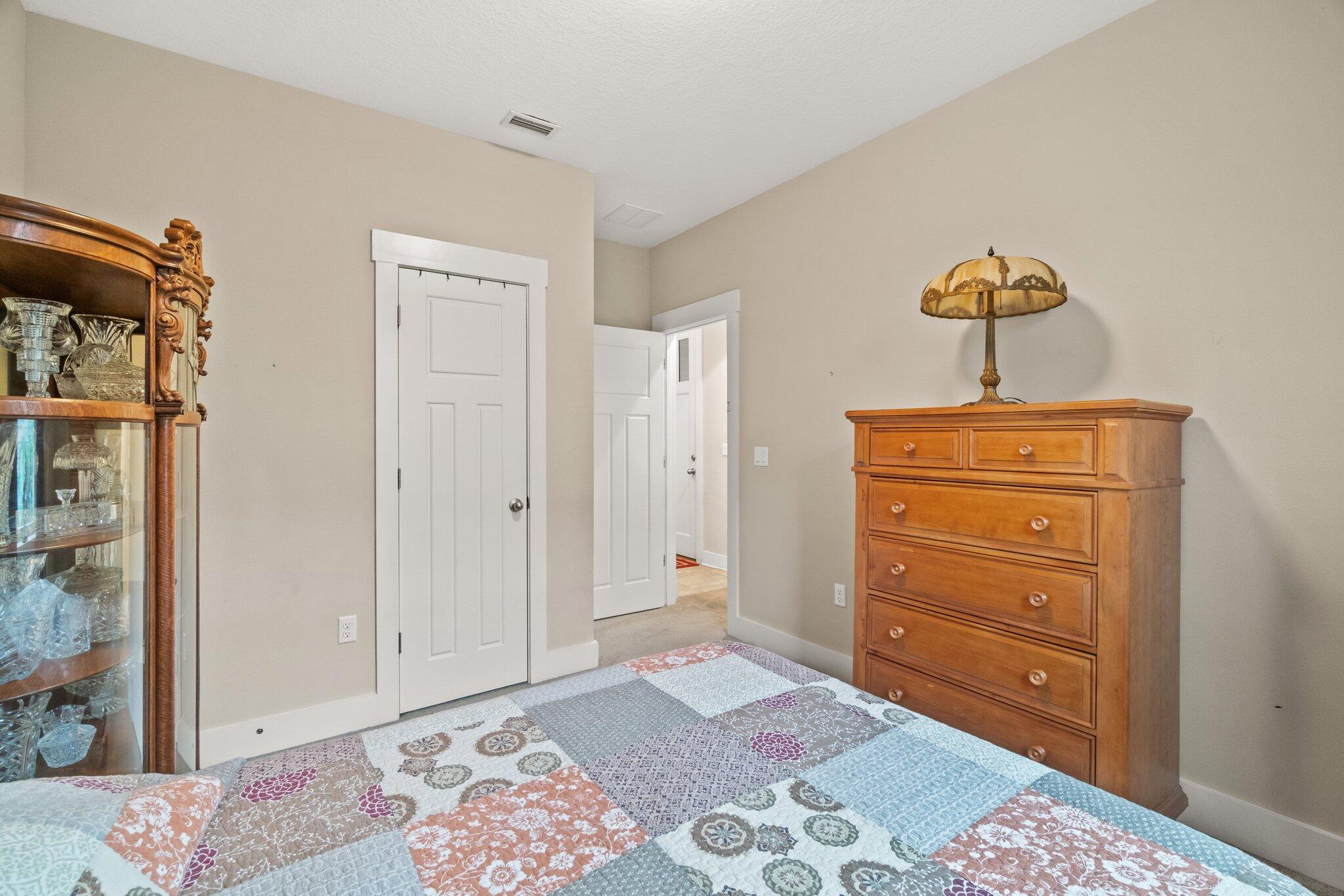 WILD HERON - Residential