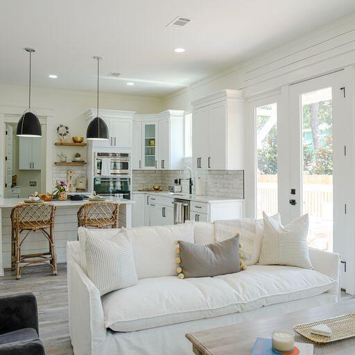 SEA POINTE - Residential