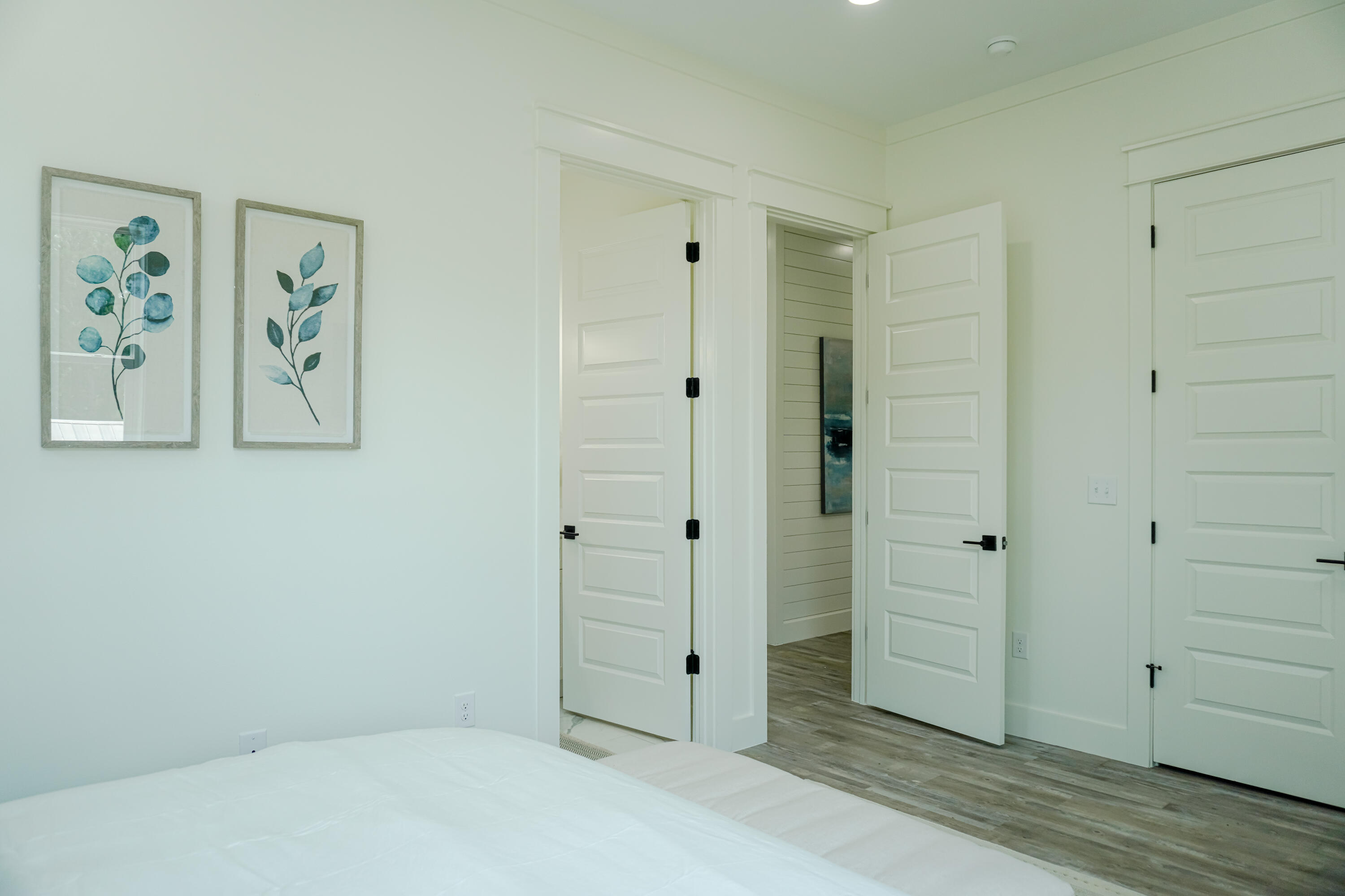 SEA POINTE - Residential