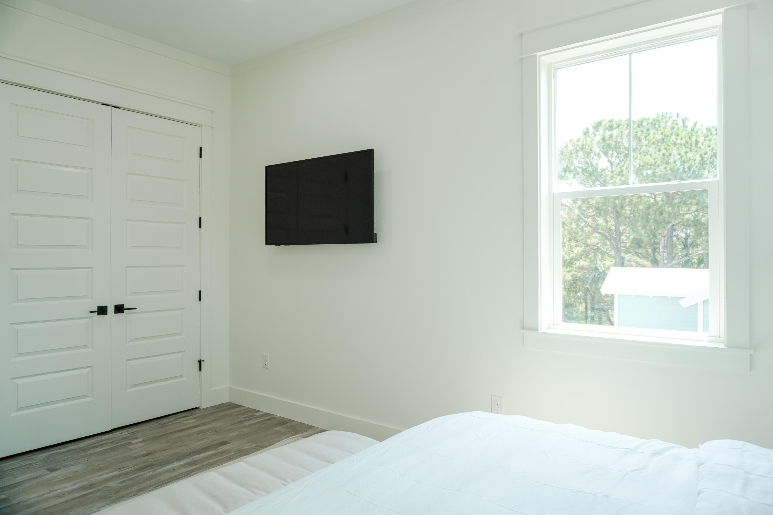 SEA POINTE - Residential