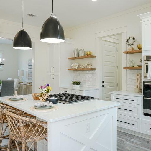 SEA POINTE - Residential